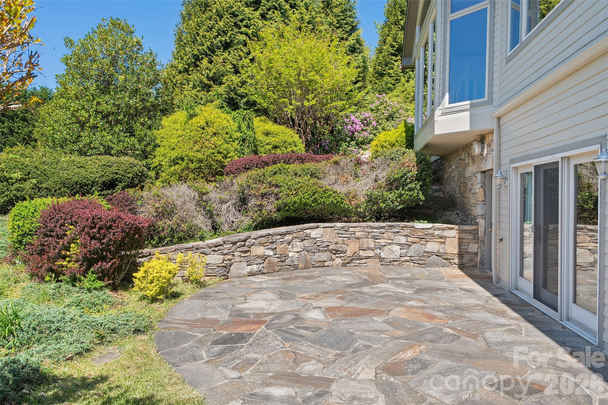 Laurel Ridge - Residential