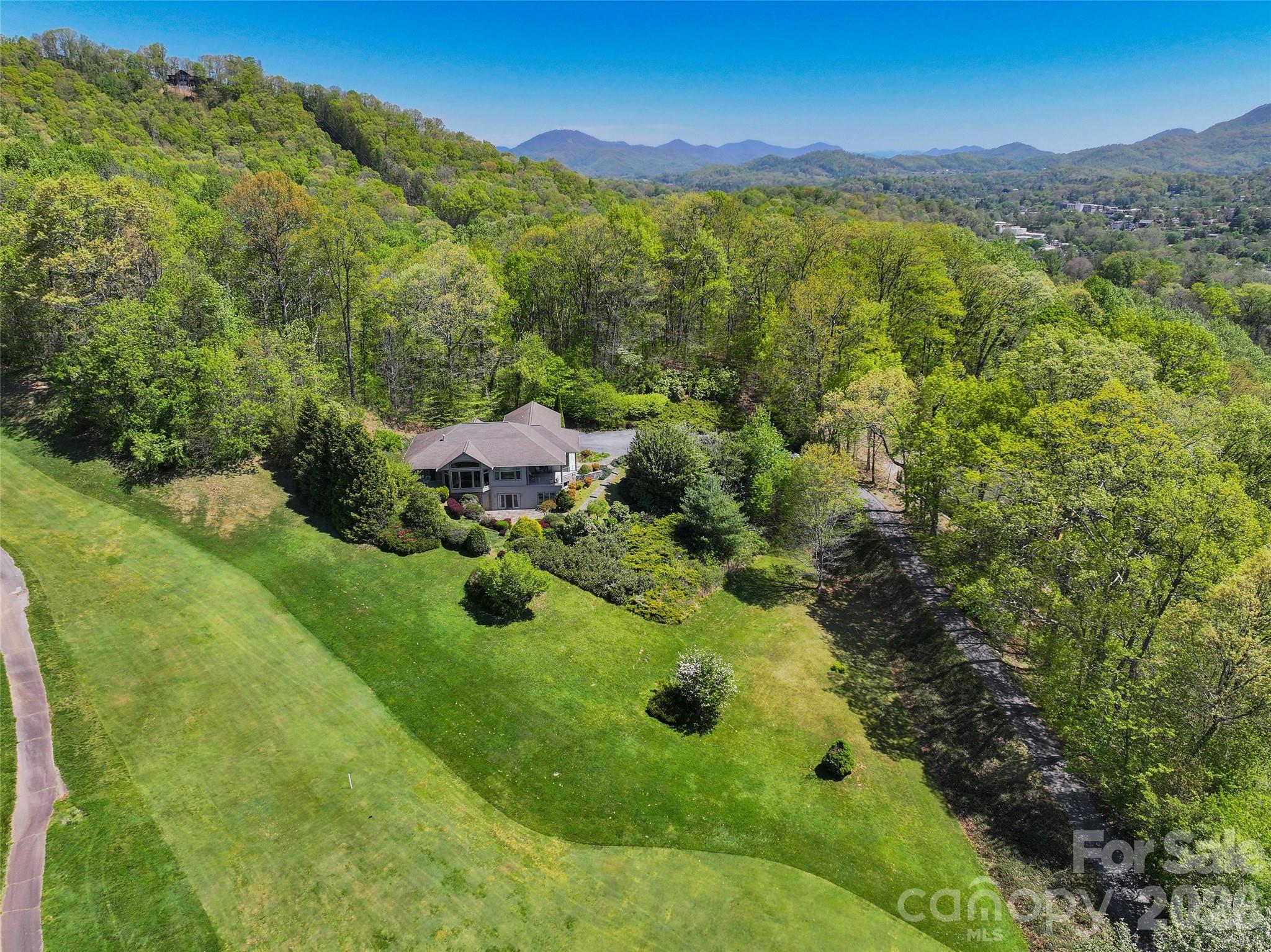 Laurel Ridge - Residential