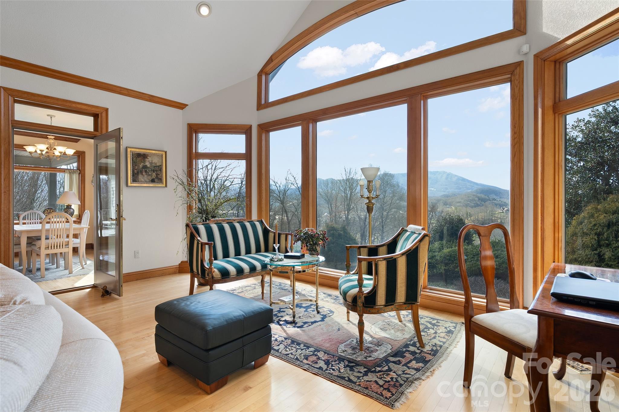 Laurel Ridge - Residential