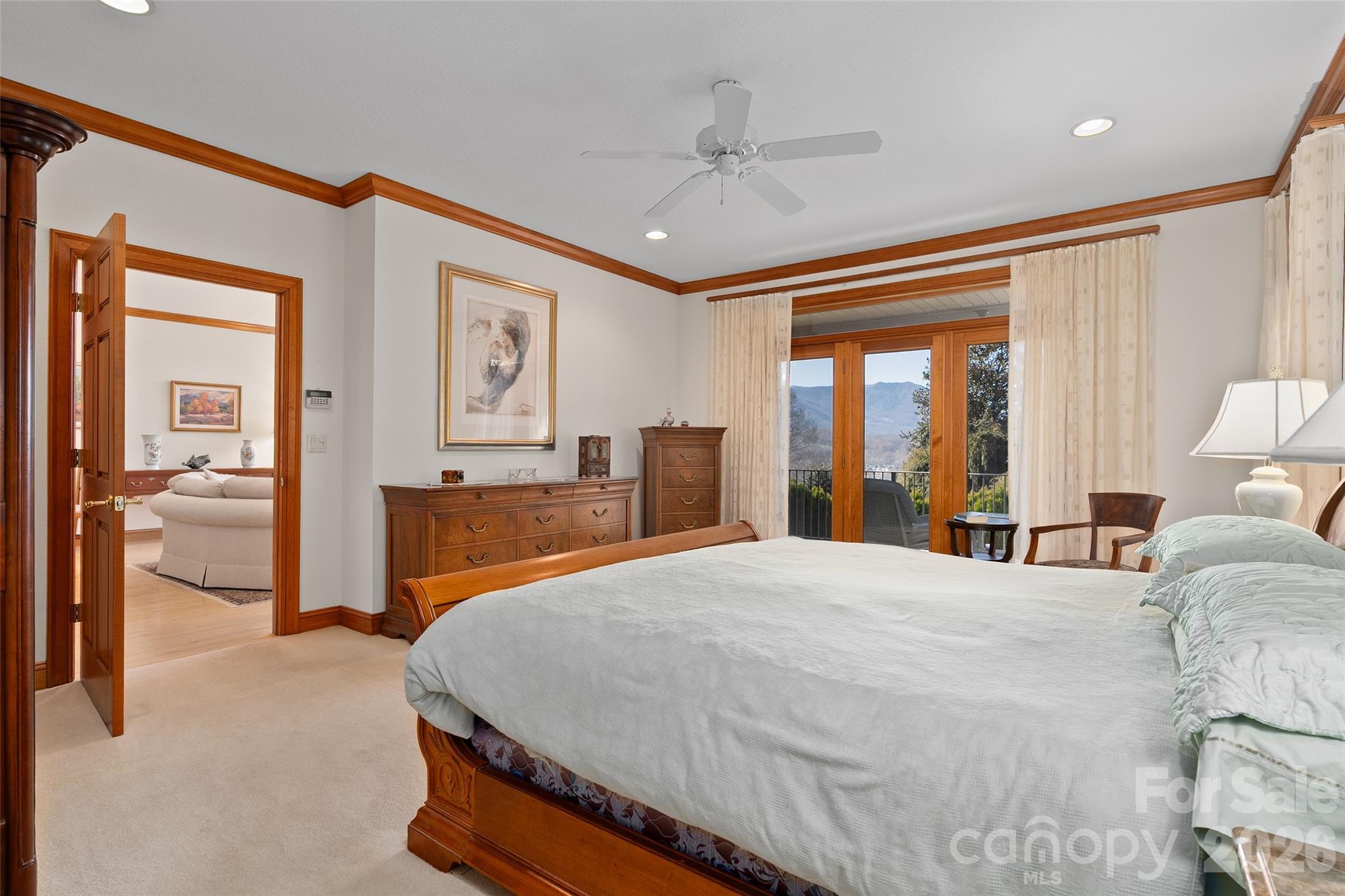 Laurel Ridge - Residential