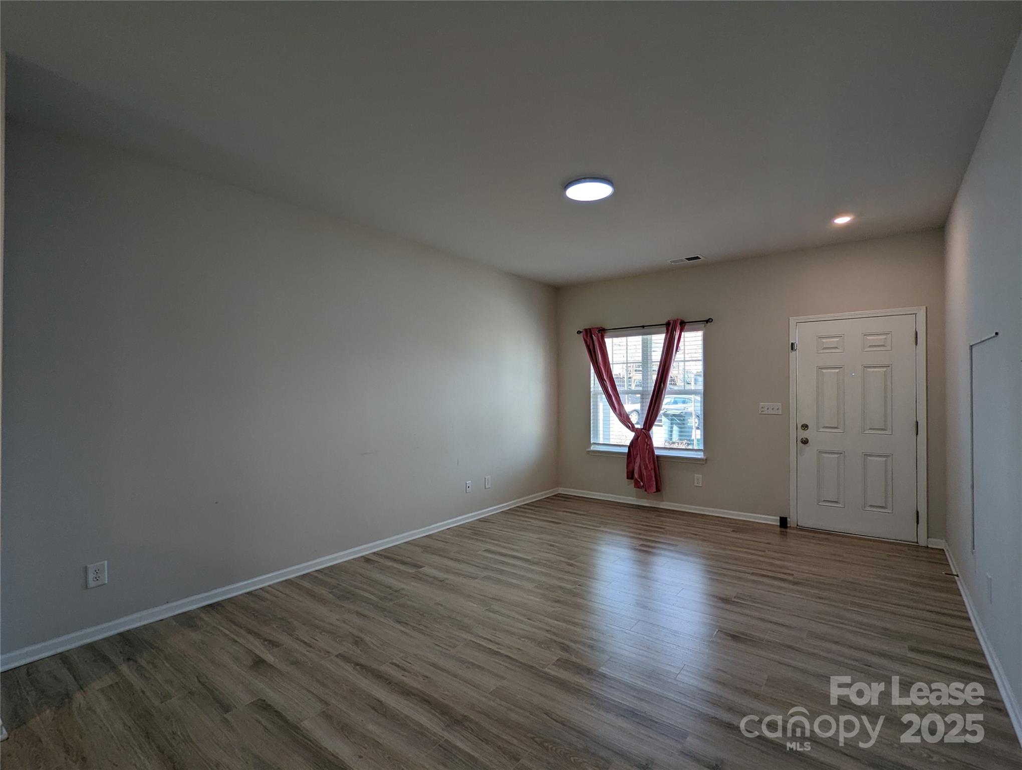 McDowell Crossing - Residential Lease