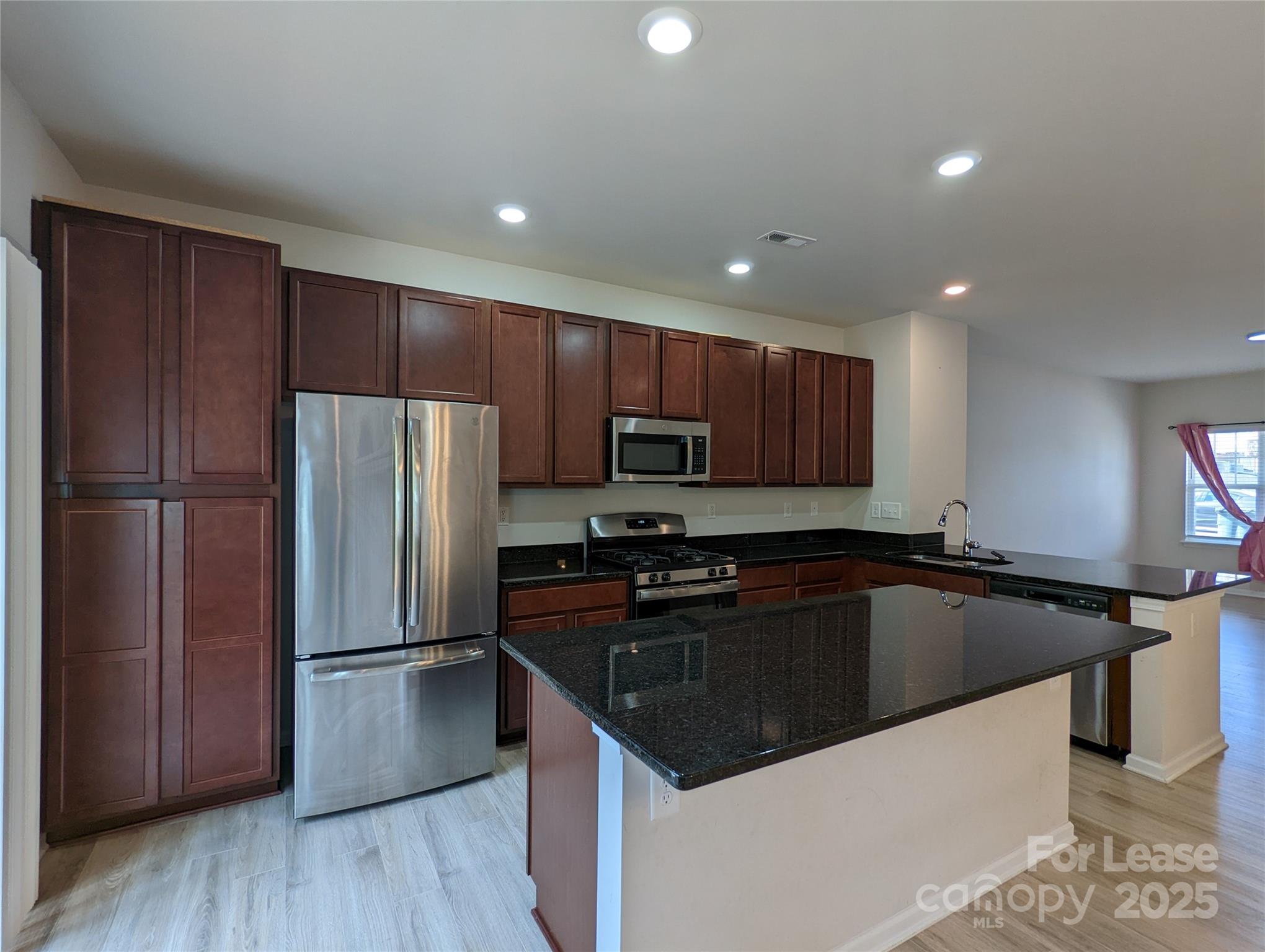 McDowell Crossing - Residential Lease