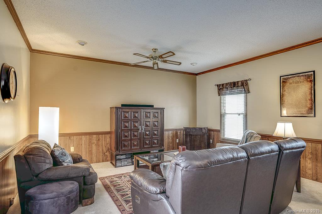 Lincoln Estates - Residential