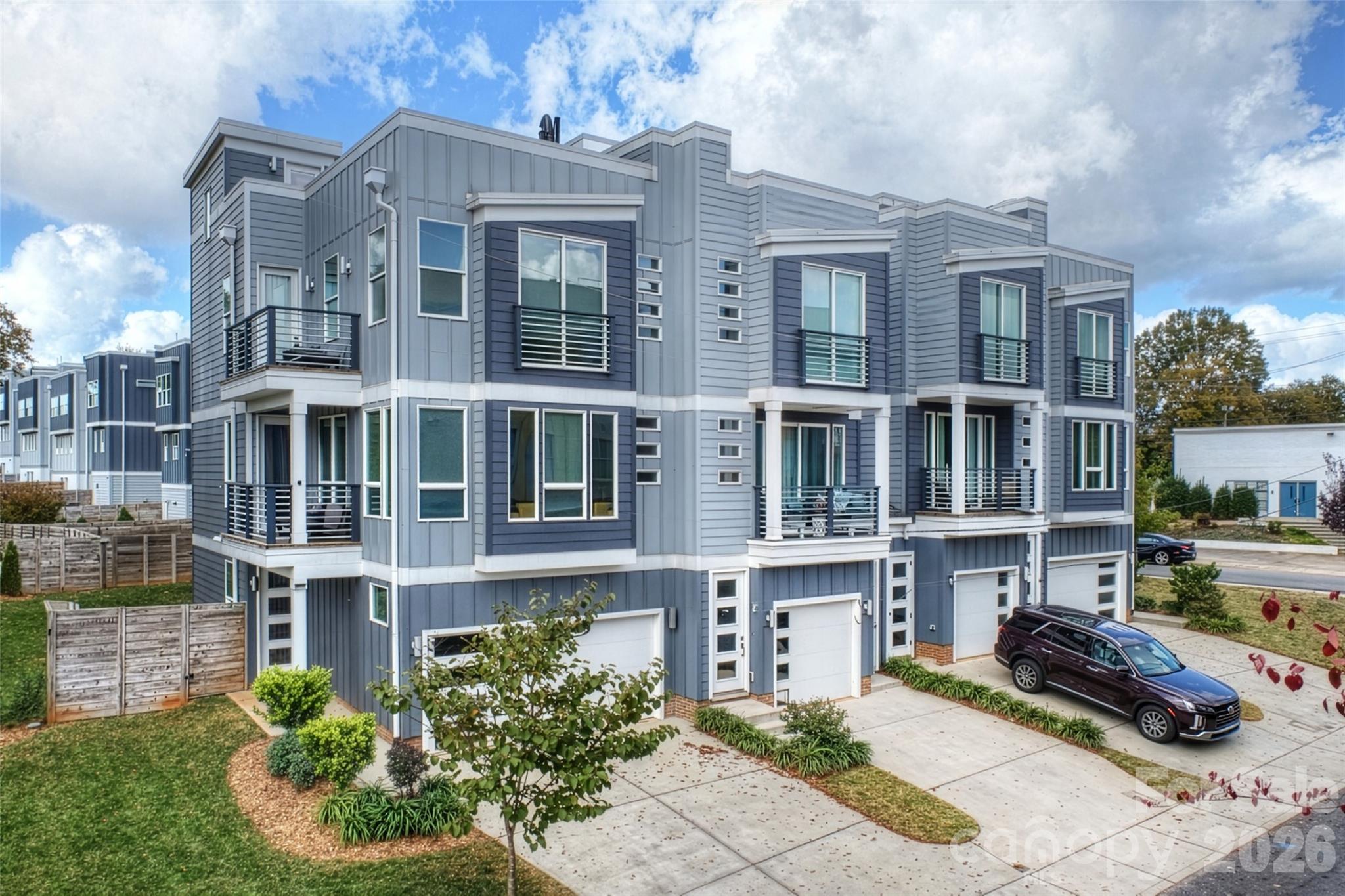 1651 Duckworth Avenue