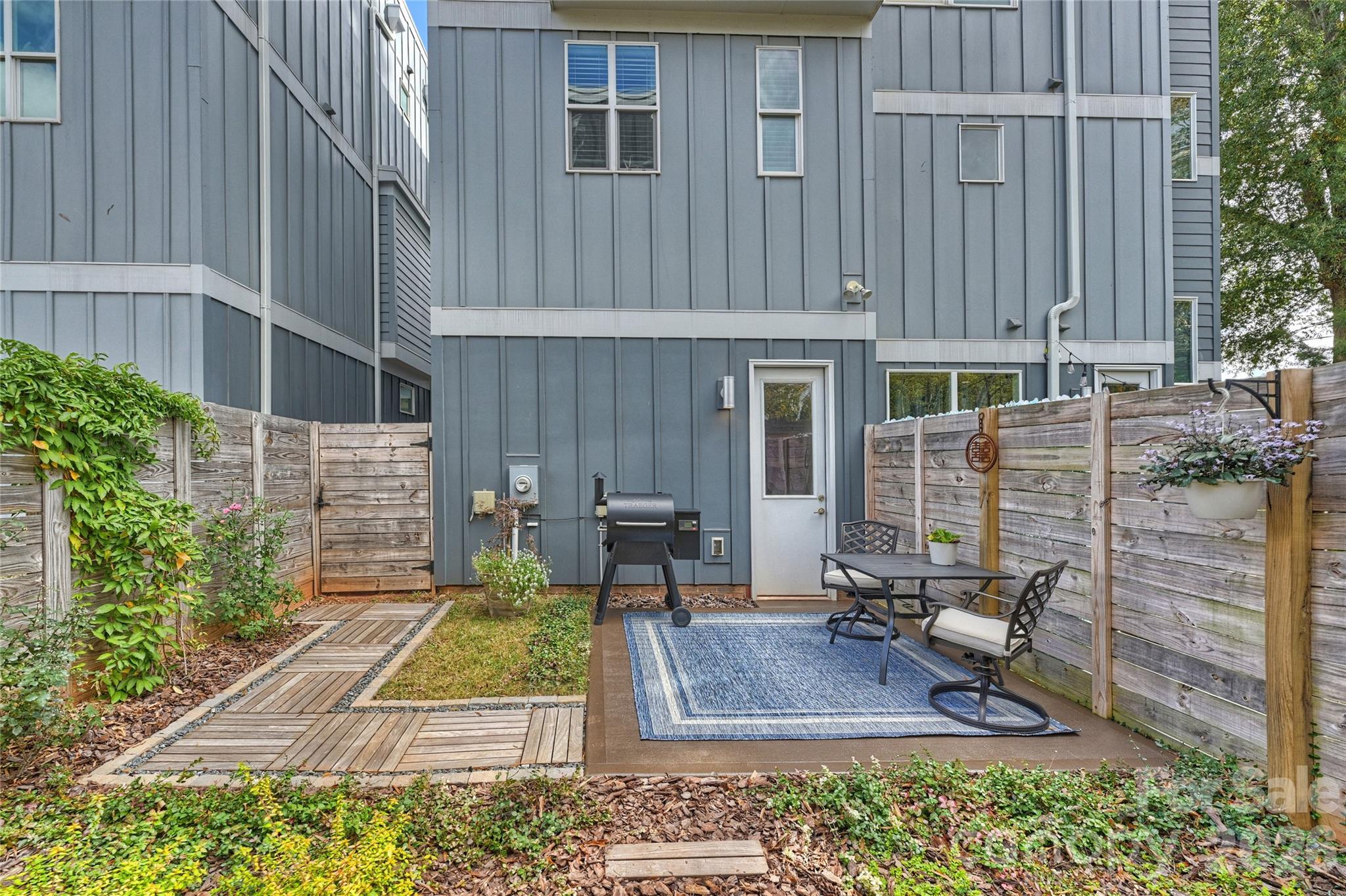 Urban Hive West End - Residential