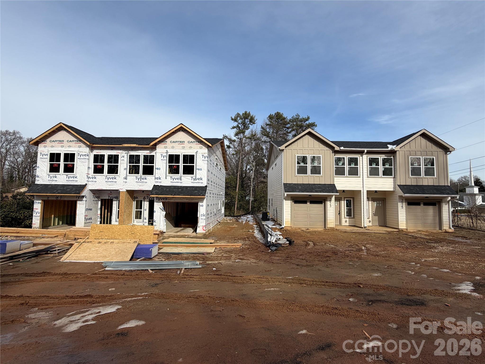 7519/7521/7523/7525 Lawyers Road