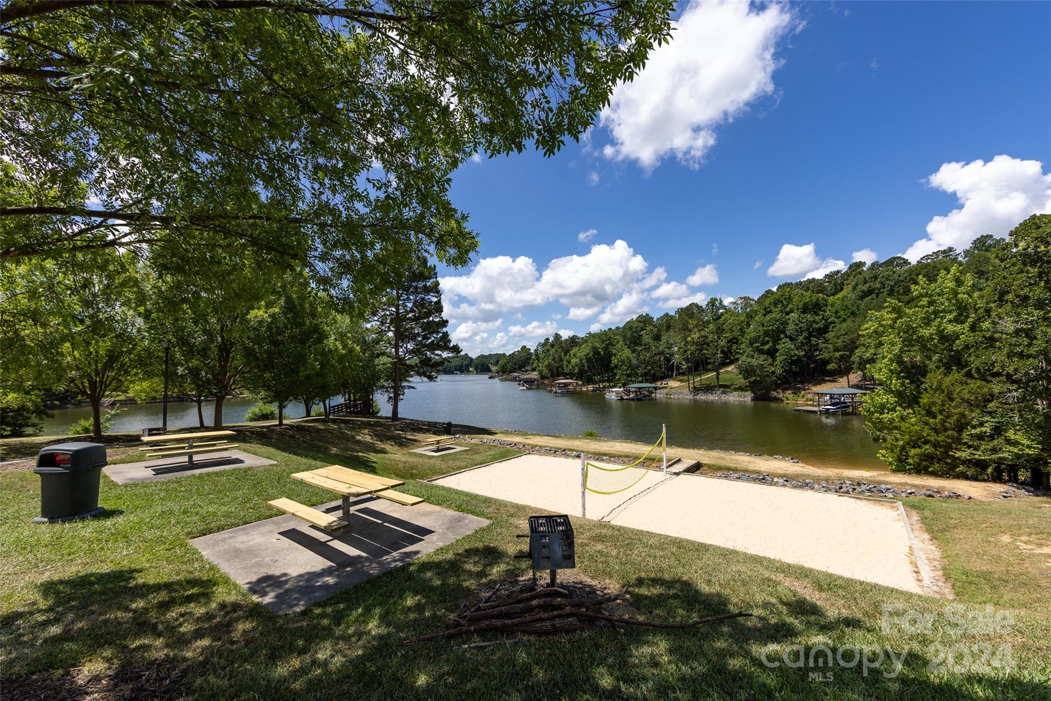Lake Shore - Residential