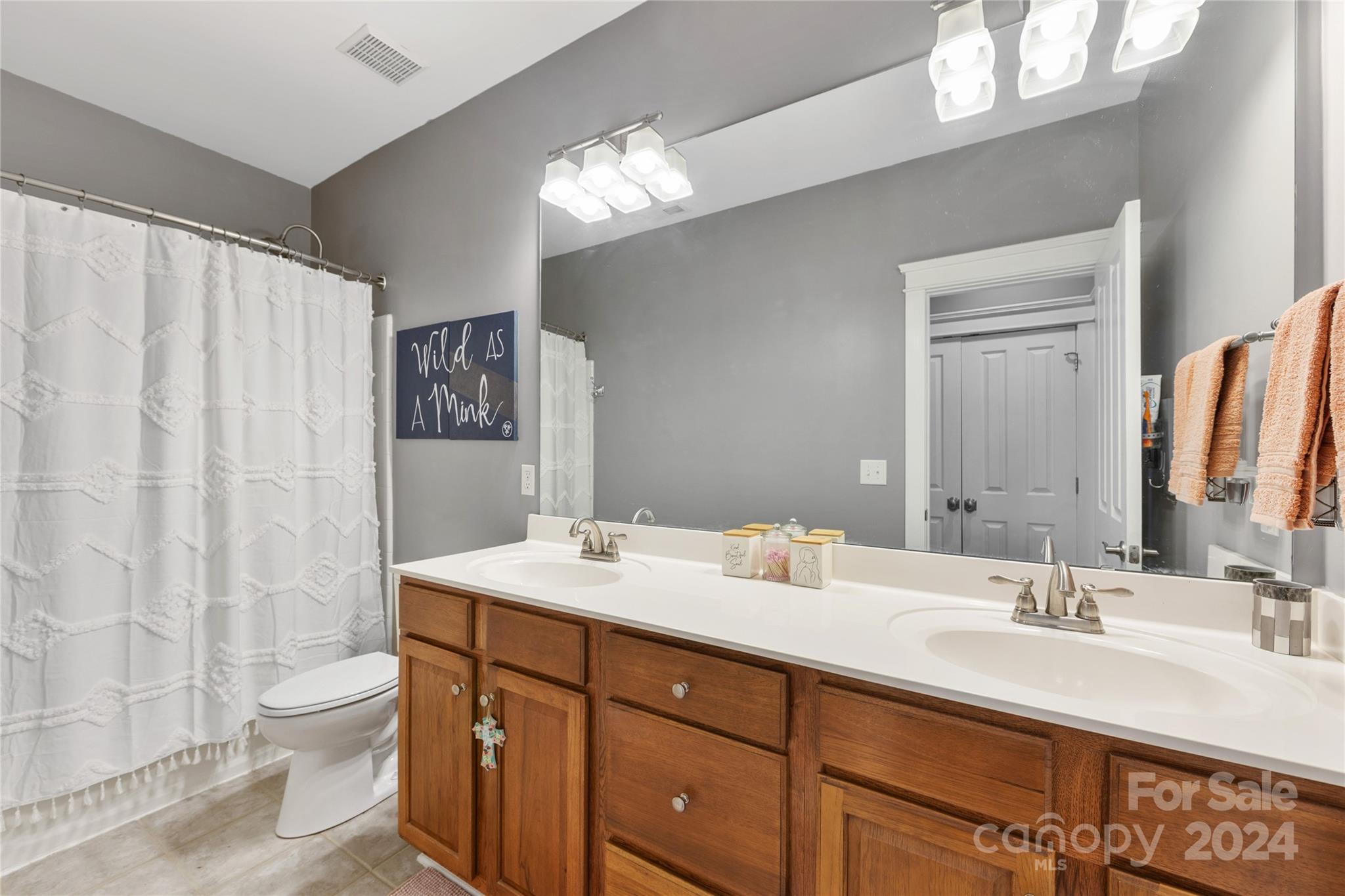 Lake Shore - Residential