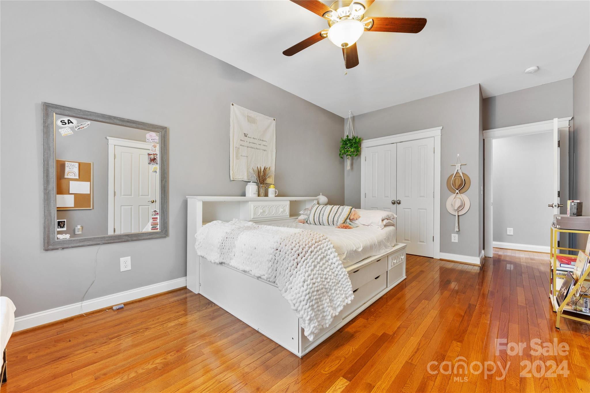 Lake Shore - Residential