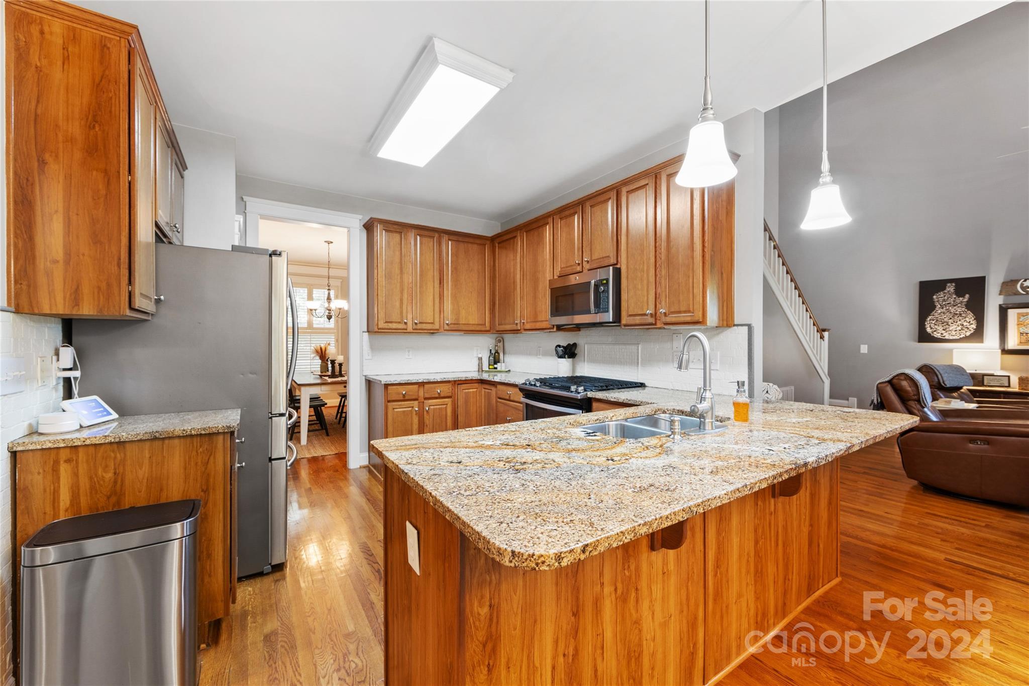 Lake Shore - Residential