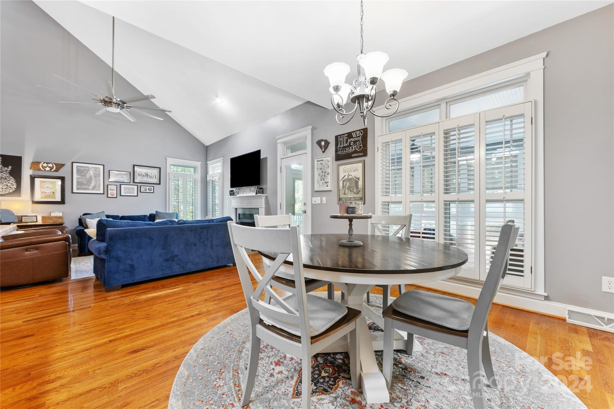 Lake Shore - Residential