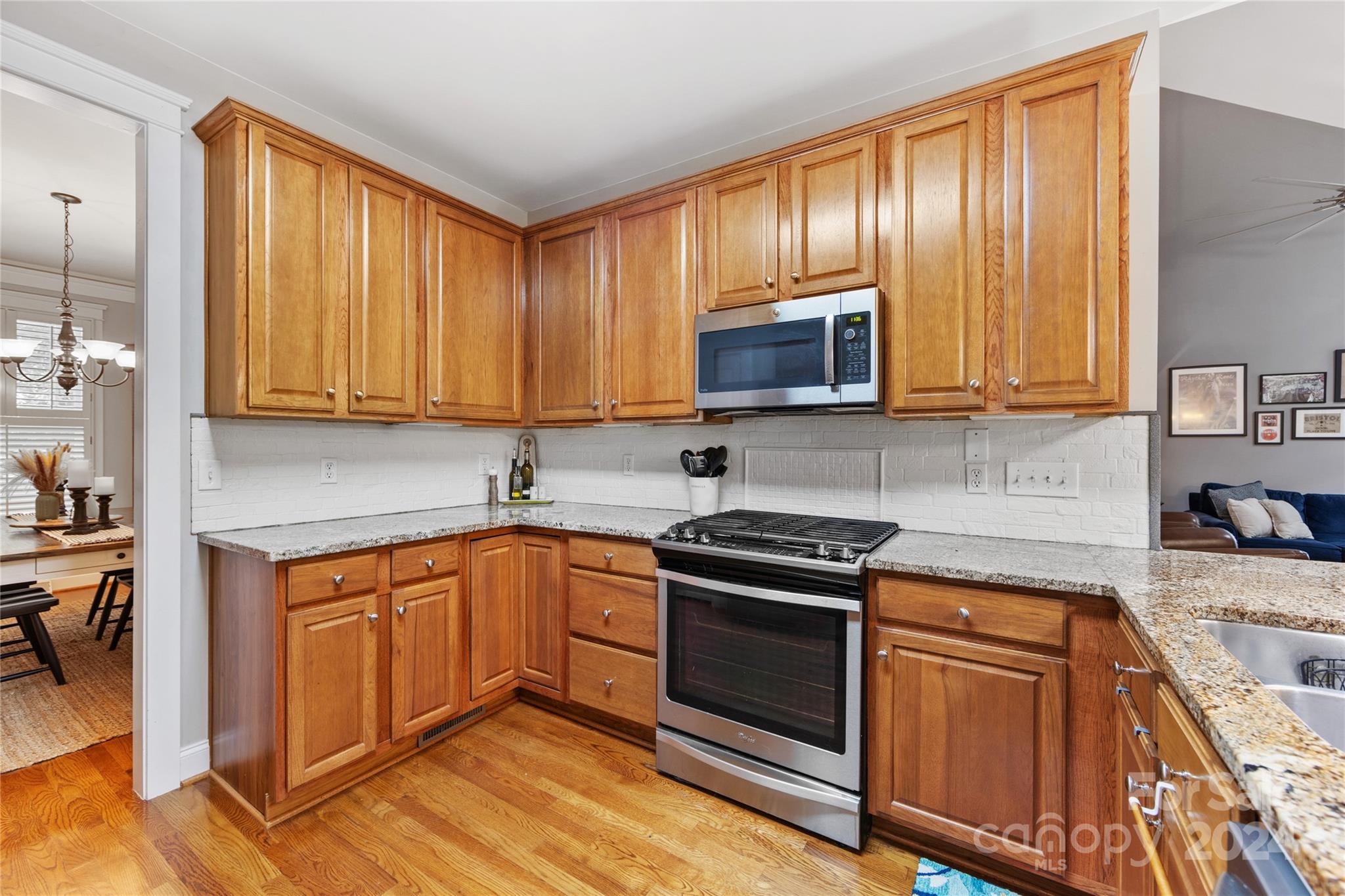 Lake Shore - Residential