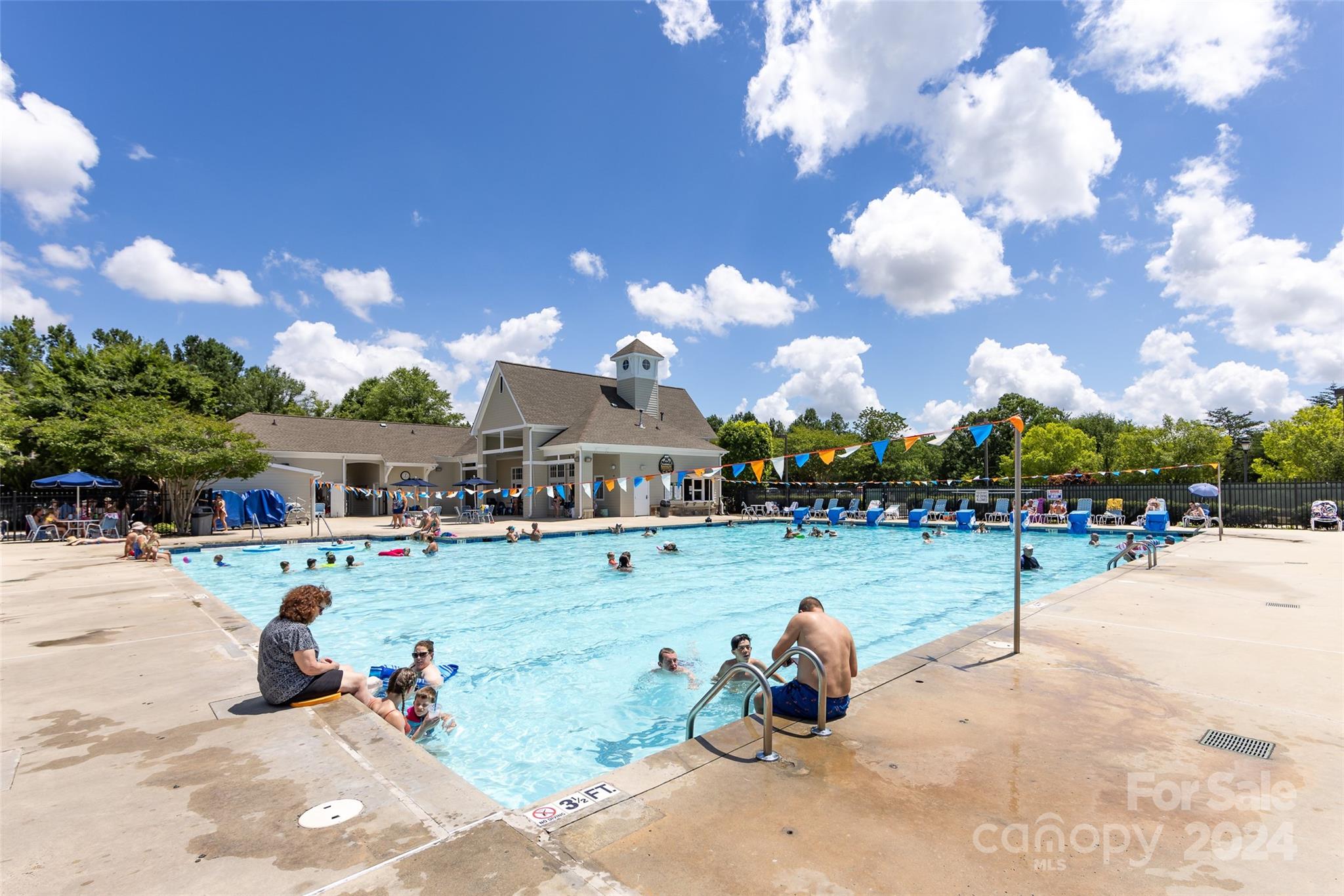 Lake Shore - Residential