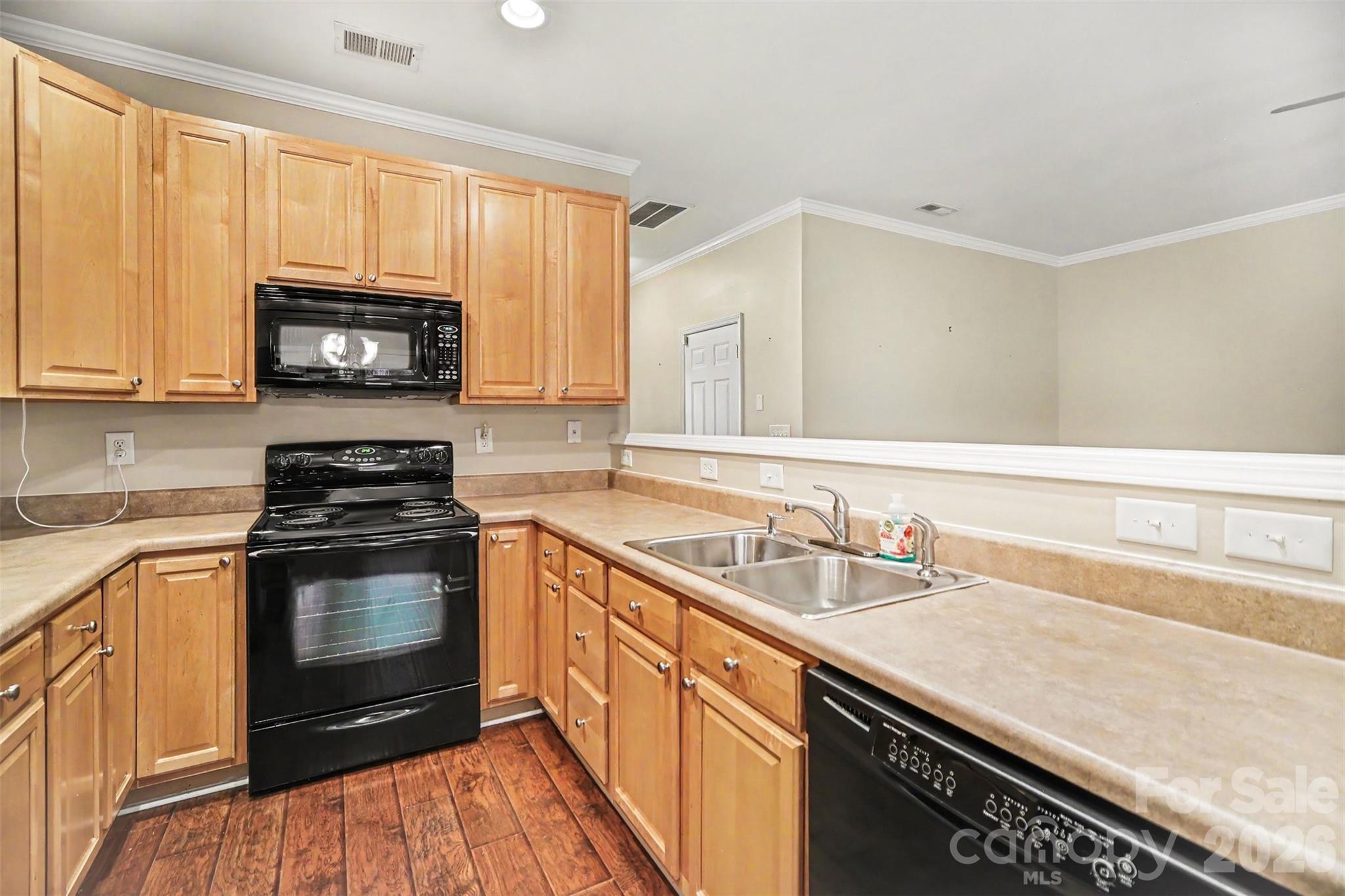 Cascades at River Crossing - Residential