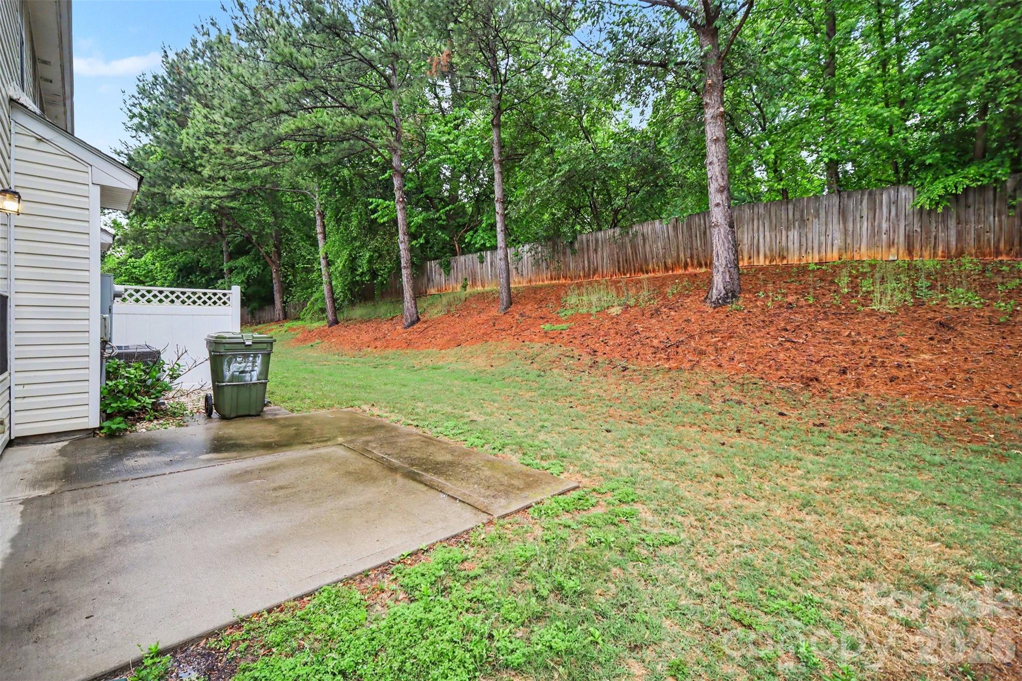 Cascades at River Crossing - Residential