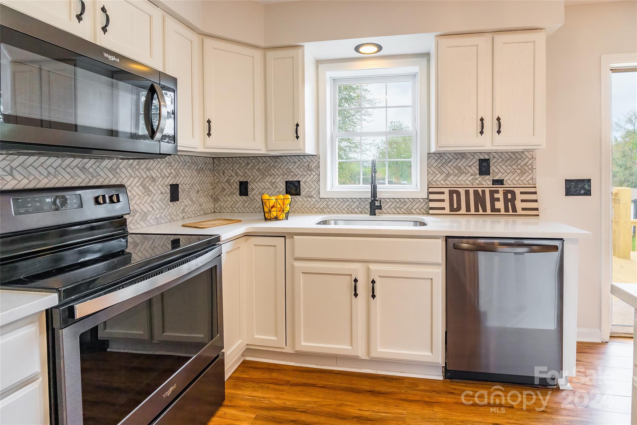 Sunset Valley - Residential