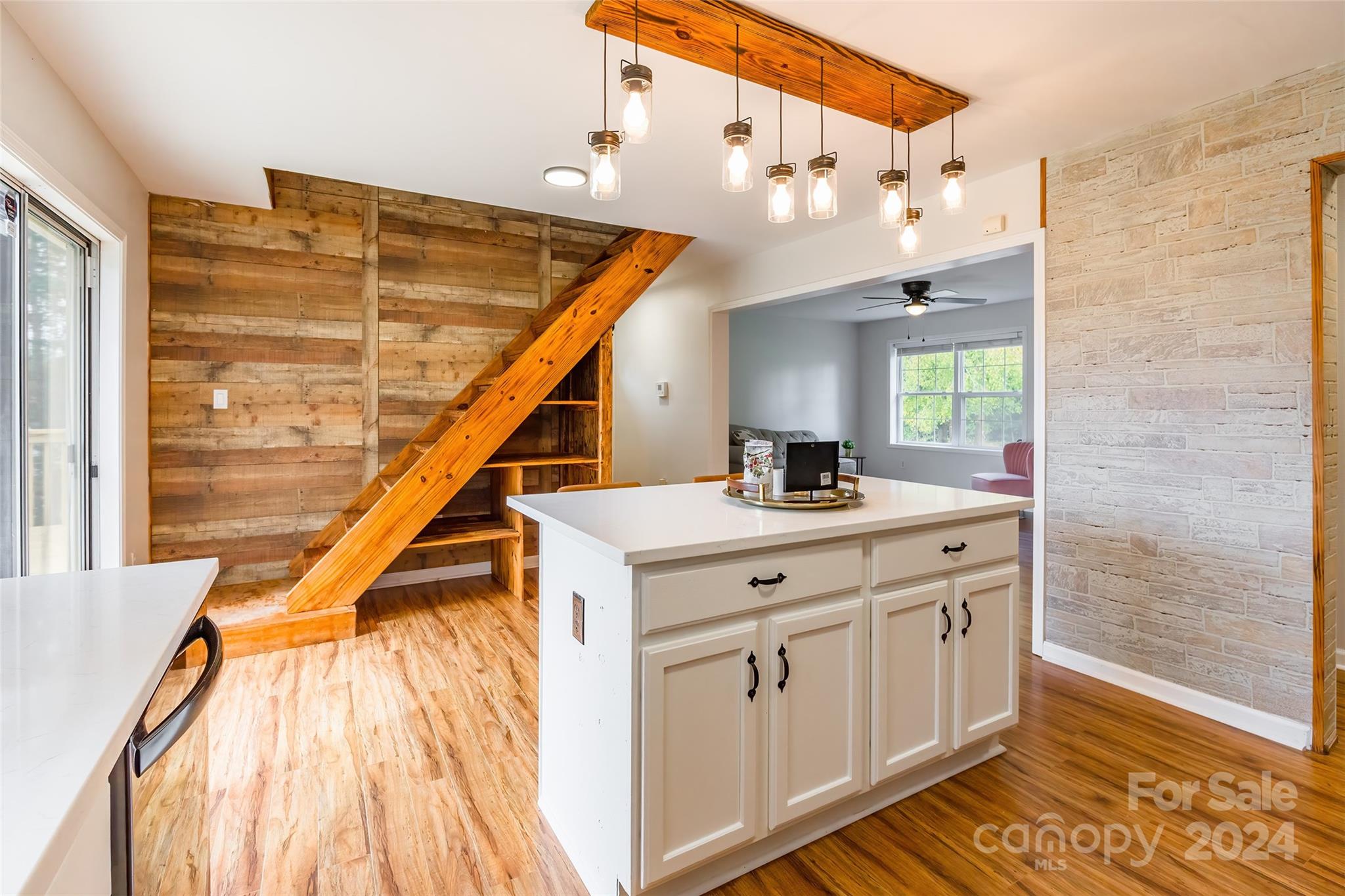 Sunset Valley - Residential