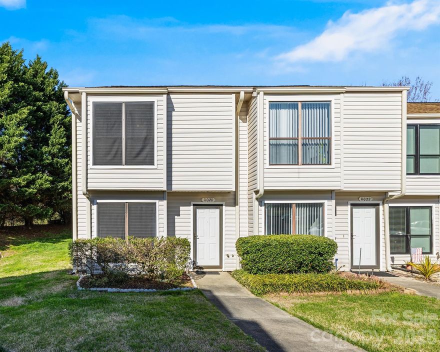 Rare end-unit townhome in desirable South Charlotte! Enjoy added privacy with a tree-lined backyard and serene setting. Located in a quiet neighborhood with convenient access to shopping, dining, and major roadways. Zoned for top-rated schools: Endhaven Elementary, South Charlotte Middle*, and Ballantyne Ridge High. The kitchen features neutral cabinetry, granite countertops, and a breakfast bar overlooking the family room with a cozy fireplace. Luxury vinyl plank flooring, fresh interior paint, and two-inch blinds add to the home’s updated appeal. Enjoy relaxing or entertaining on the private back patio. A must-see!