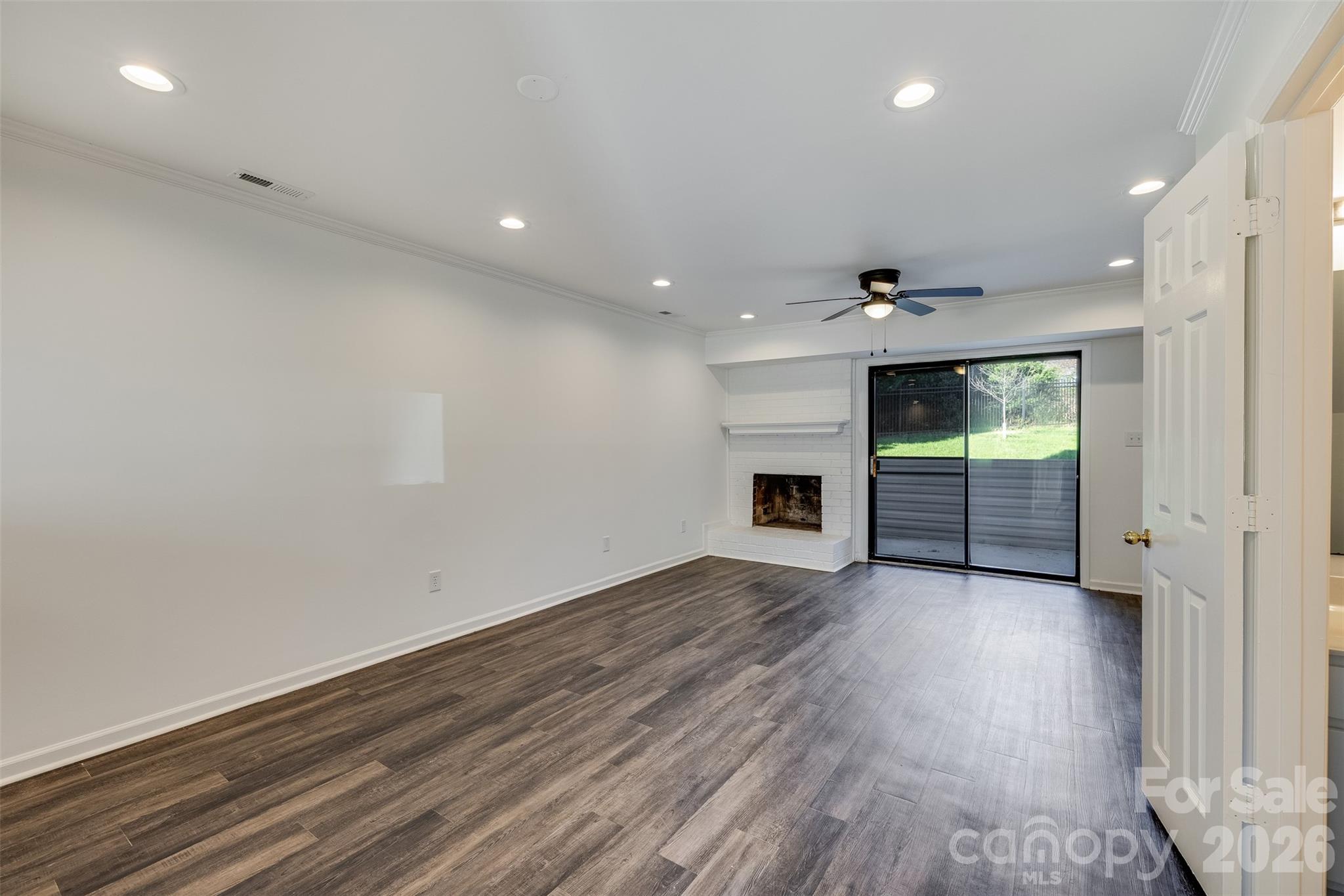 Carmel Crossing - Residential