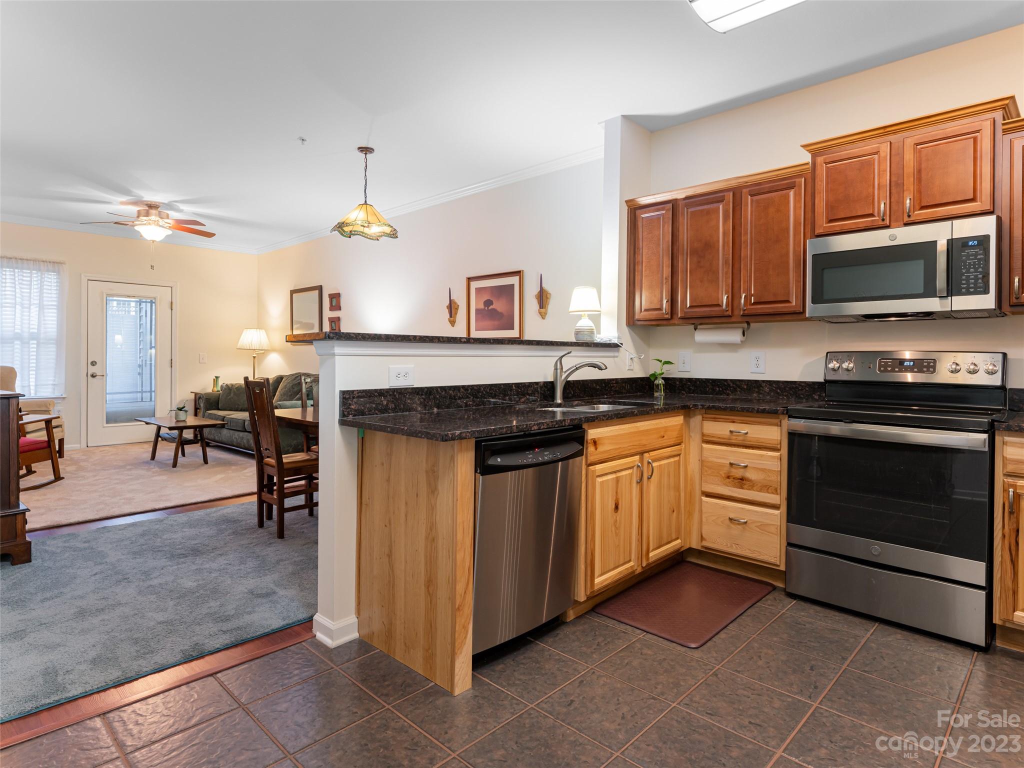 Grove Appeldoorn Condo - Residential