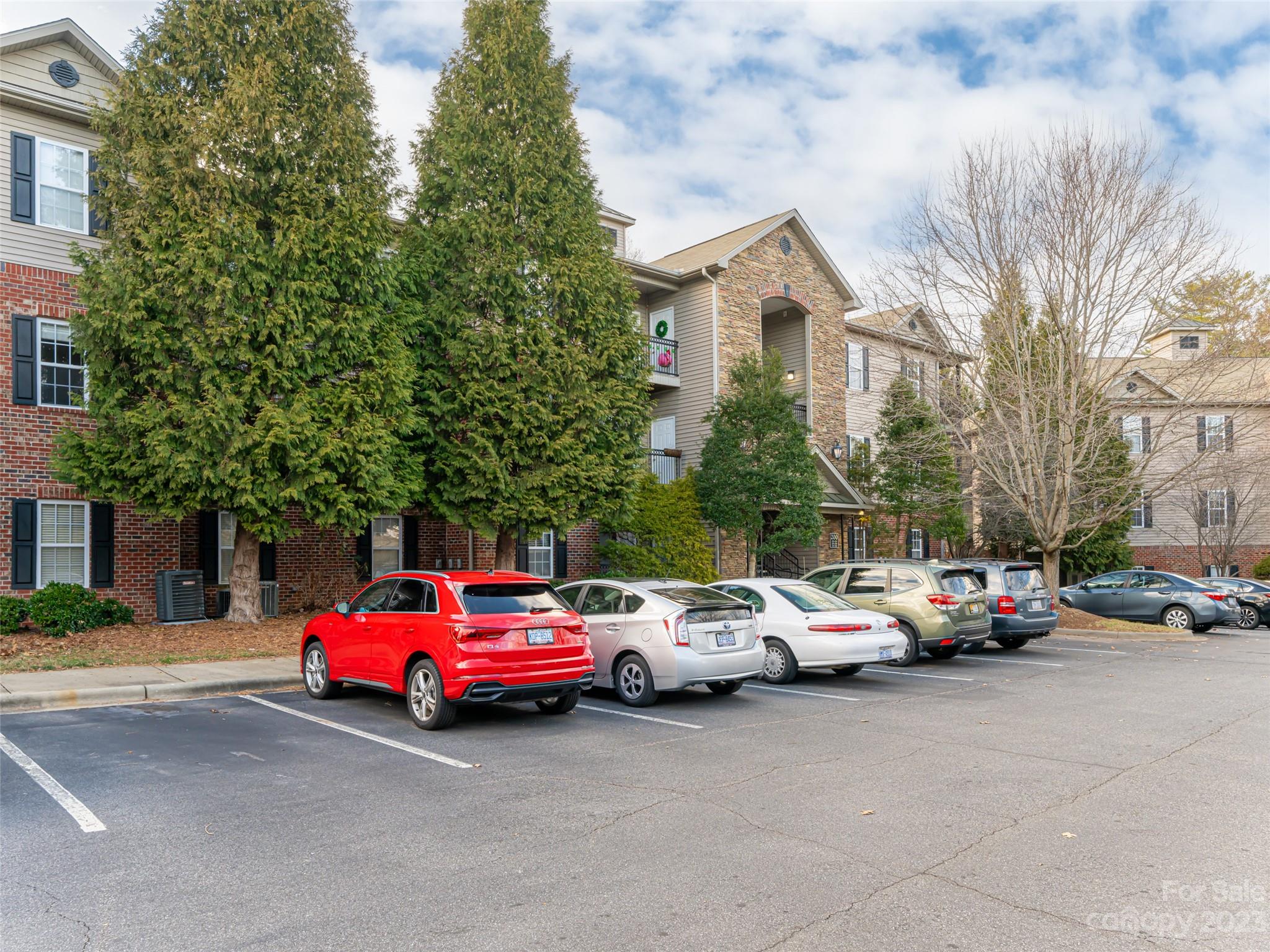 Grove Appeldoorn Condo - Residential