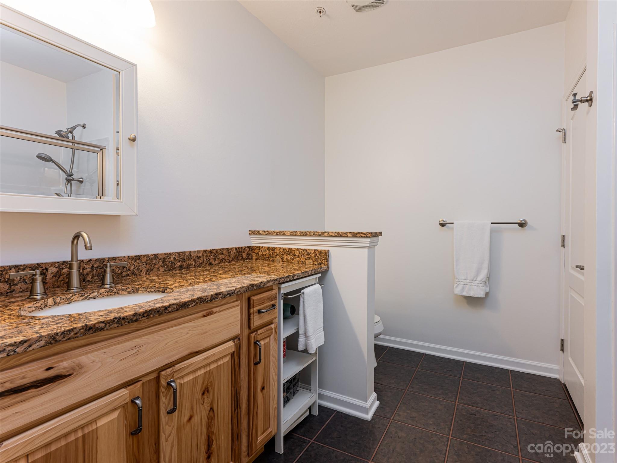 Grove Appeldoorn Condo - Residential