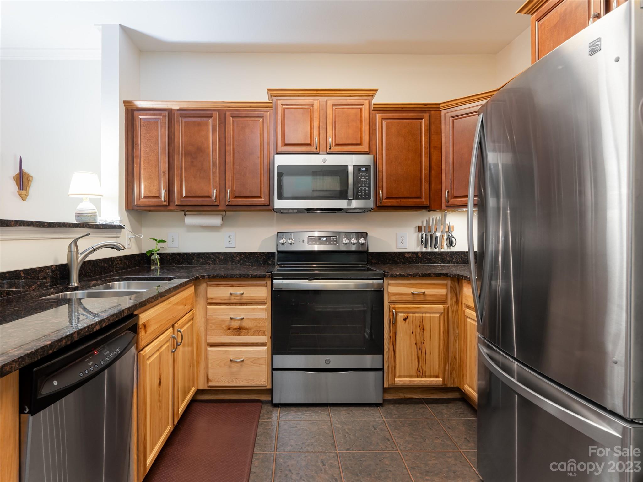 Grove Appeldoorn Condo - Residential