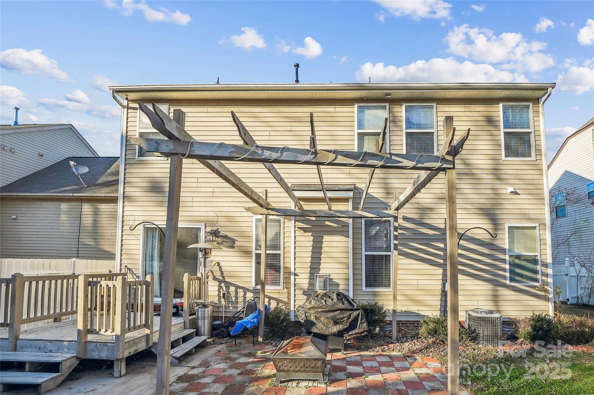 558 Rough Hewn Lane
