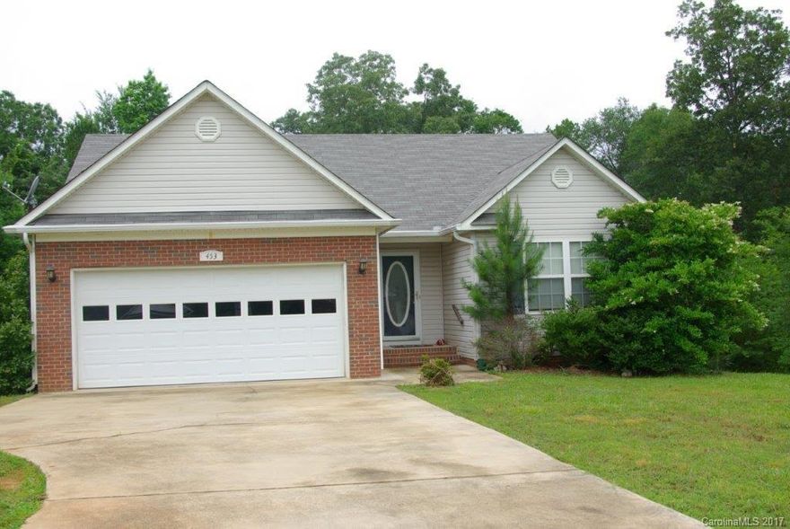 This 3 bedroom home is waiting for its new family. Family Rm has a small area that can be set up for a desk/computer station, if desired. Kitchen has breakfast area and all kitchen appliances stay. Double decks on back, large lot with part of backyard fenced.