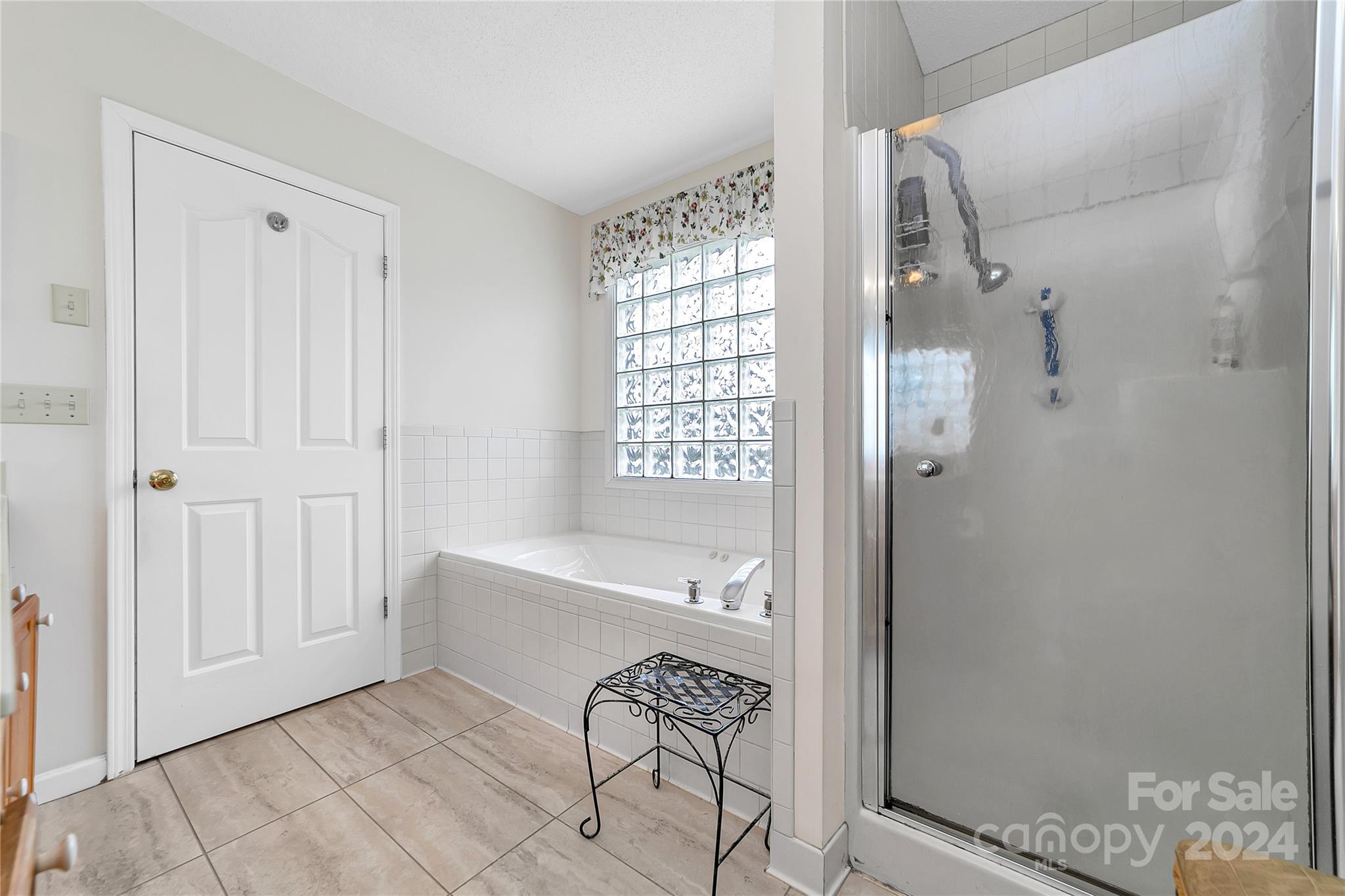 Connestee Falls - Residential