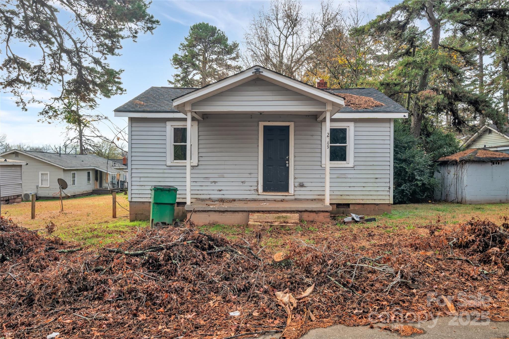 2533 Eddington Street