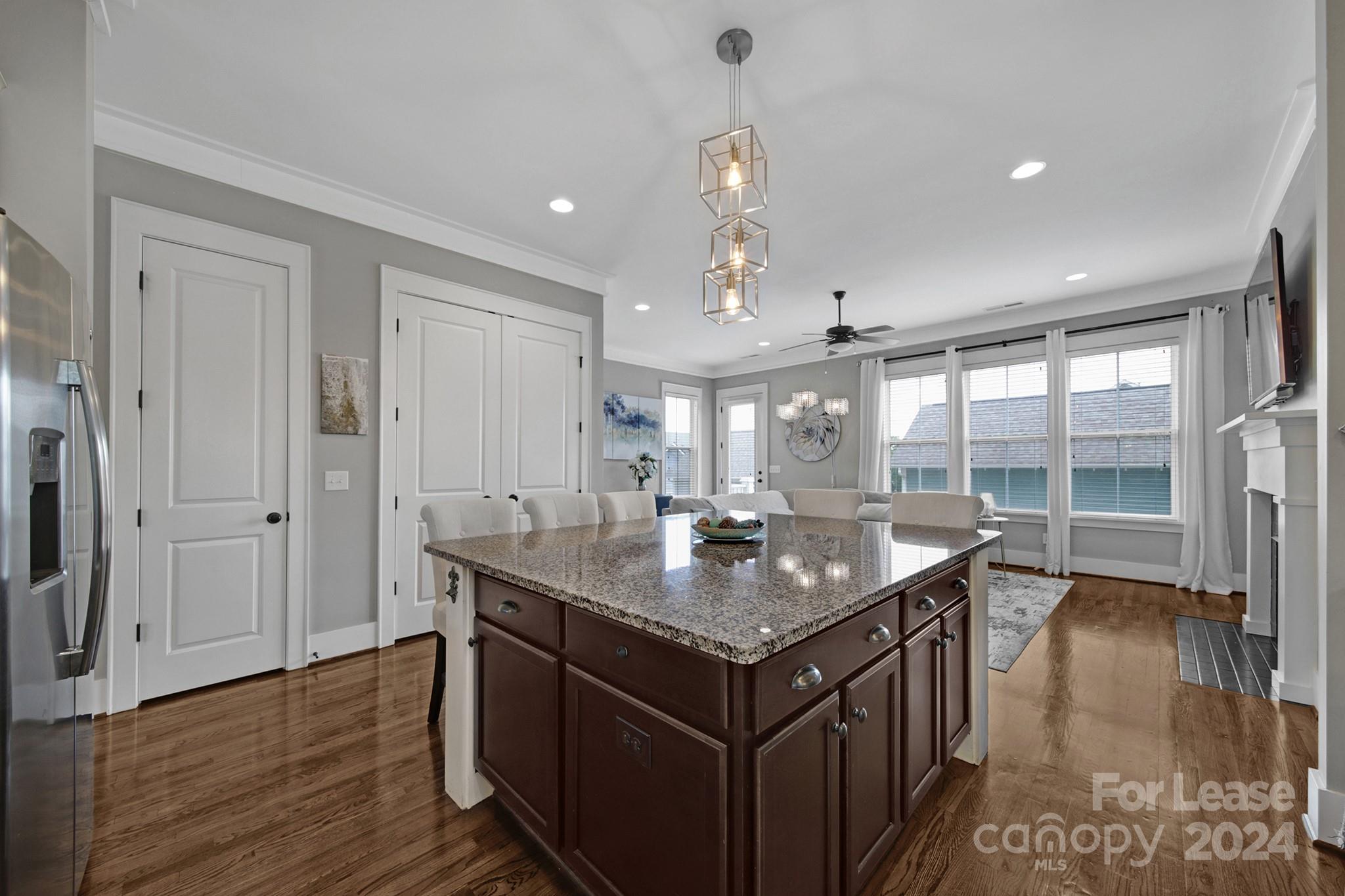 Riverwalk - Residential Lease