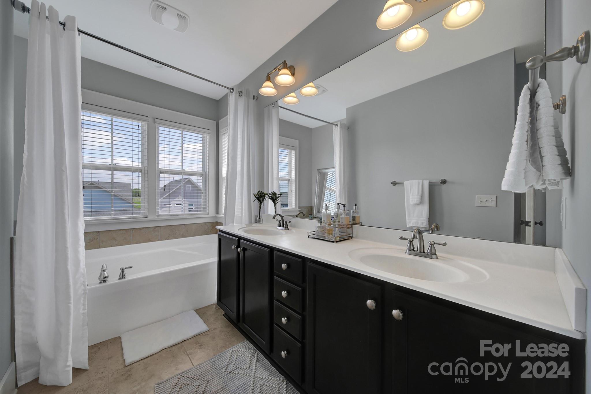 Riverwalk - Residential Lease