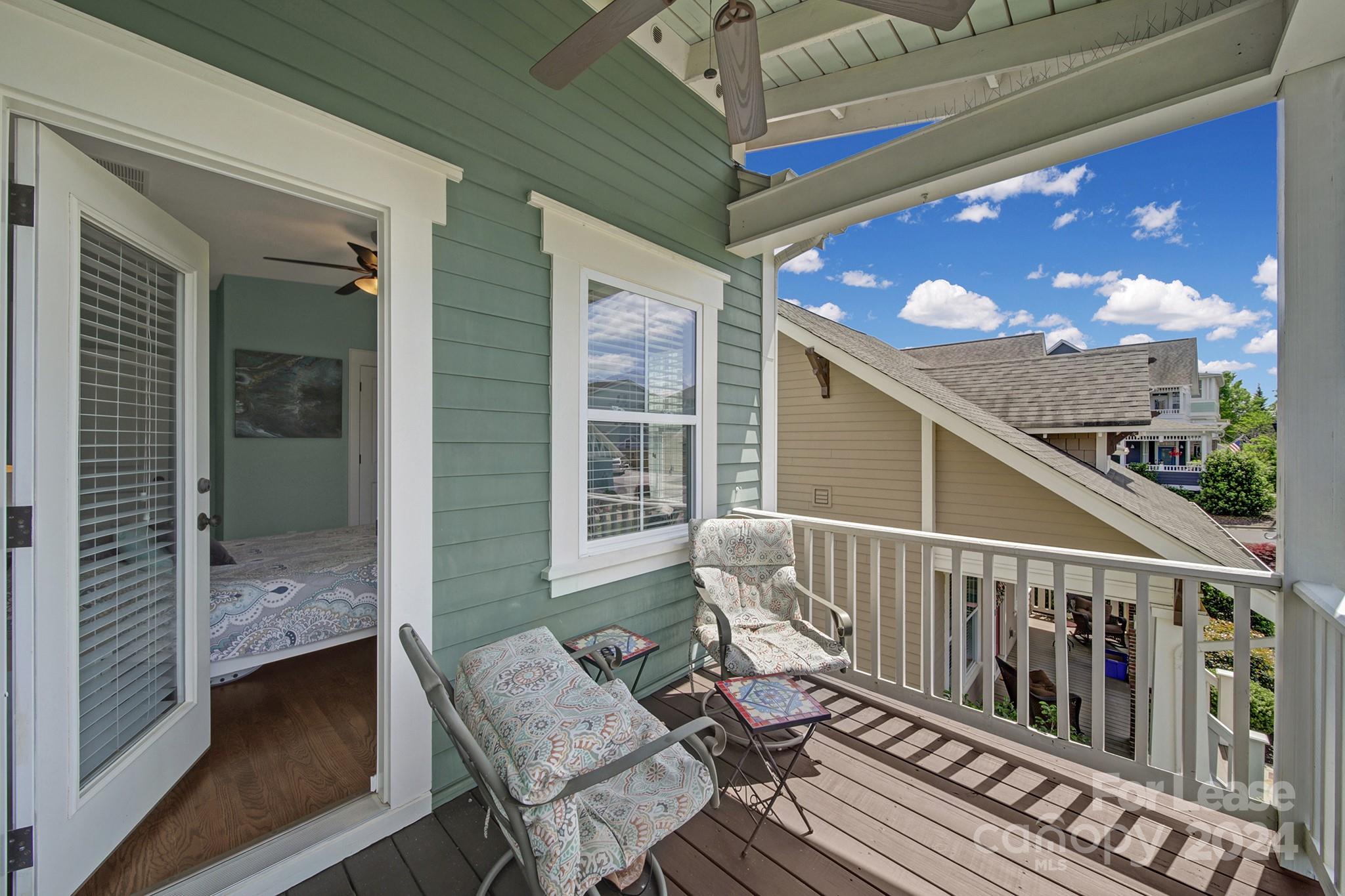 Riverwalk - Residential Lease