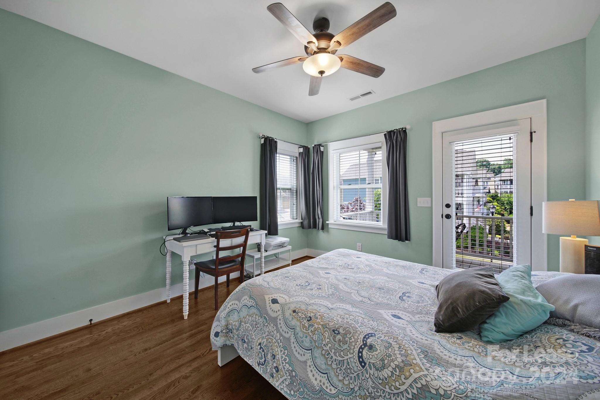 Riverwalk - Residential Lease