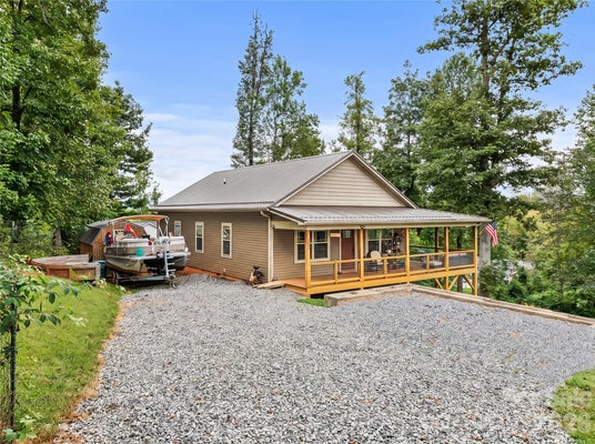 1884 BEAR CREEK RD, LEICESTER, NC 28748 - Image 7befd7d49db00a5da8ba5a10f9dae097/1099221856