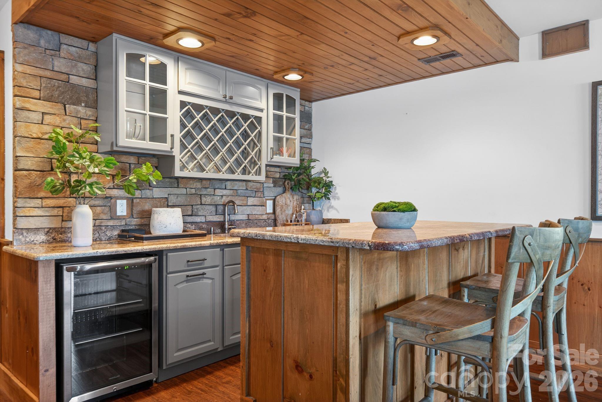 Island Point - Residential