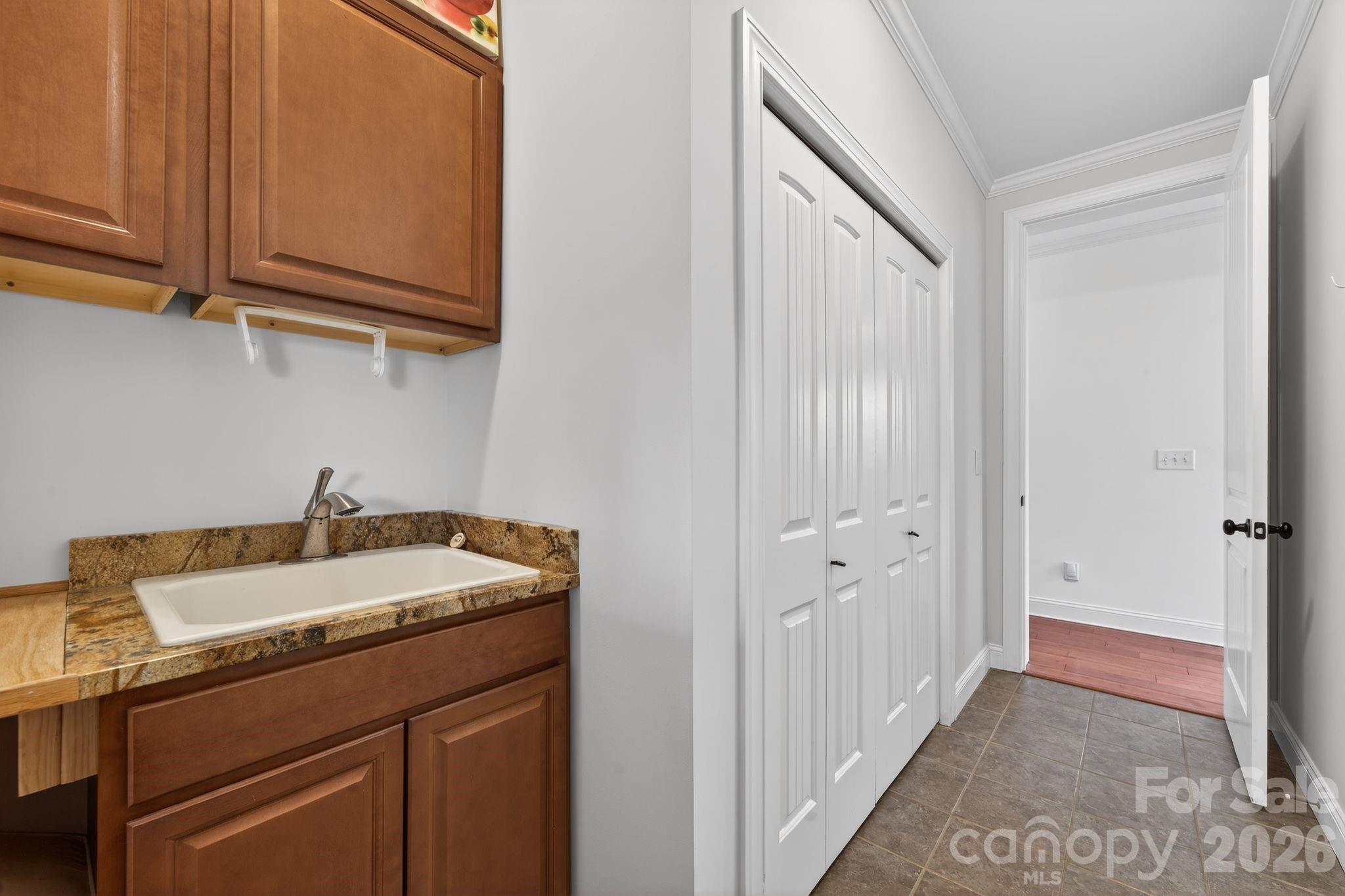 Island Point - Residential