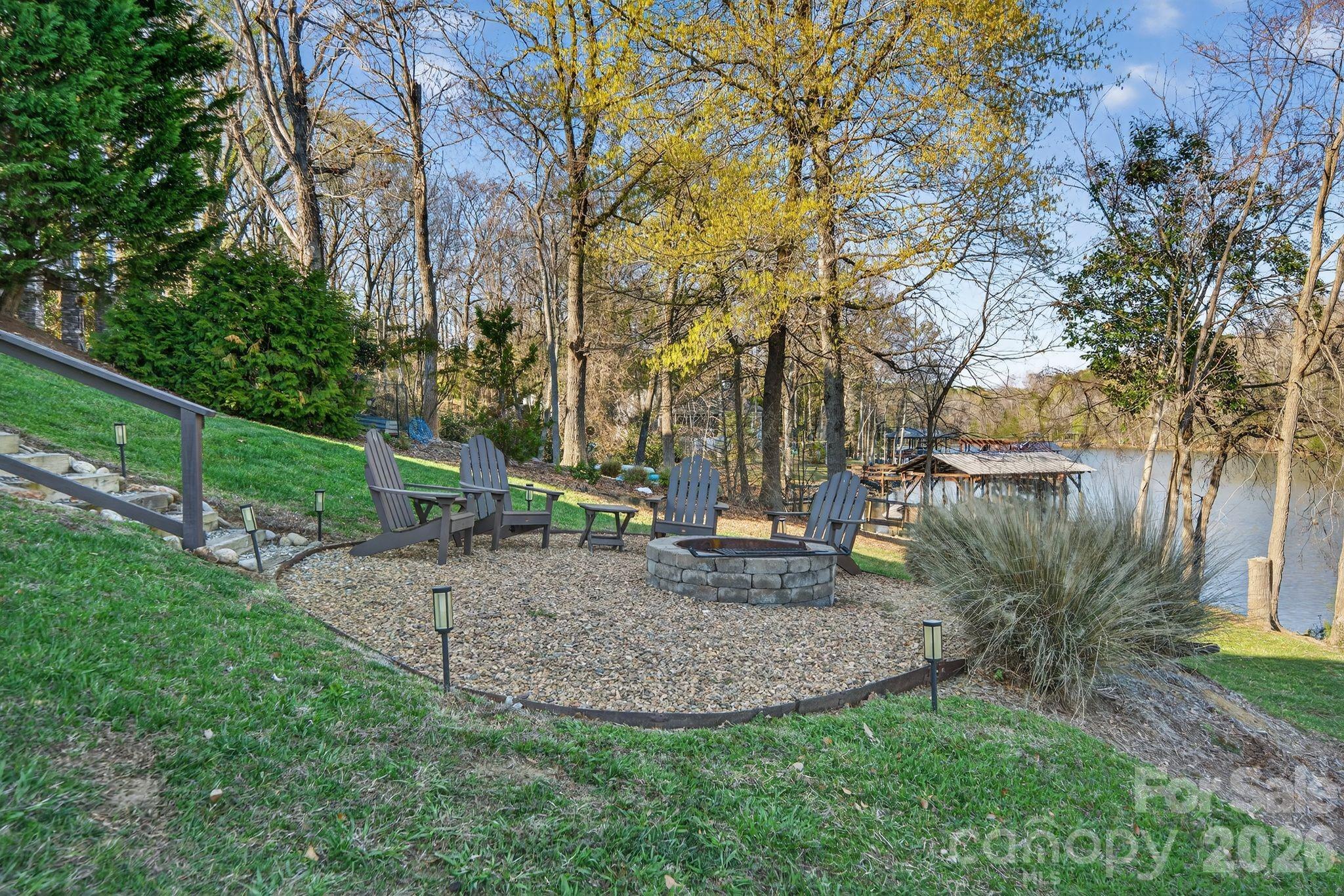 Island Point - Residential