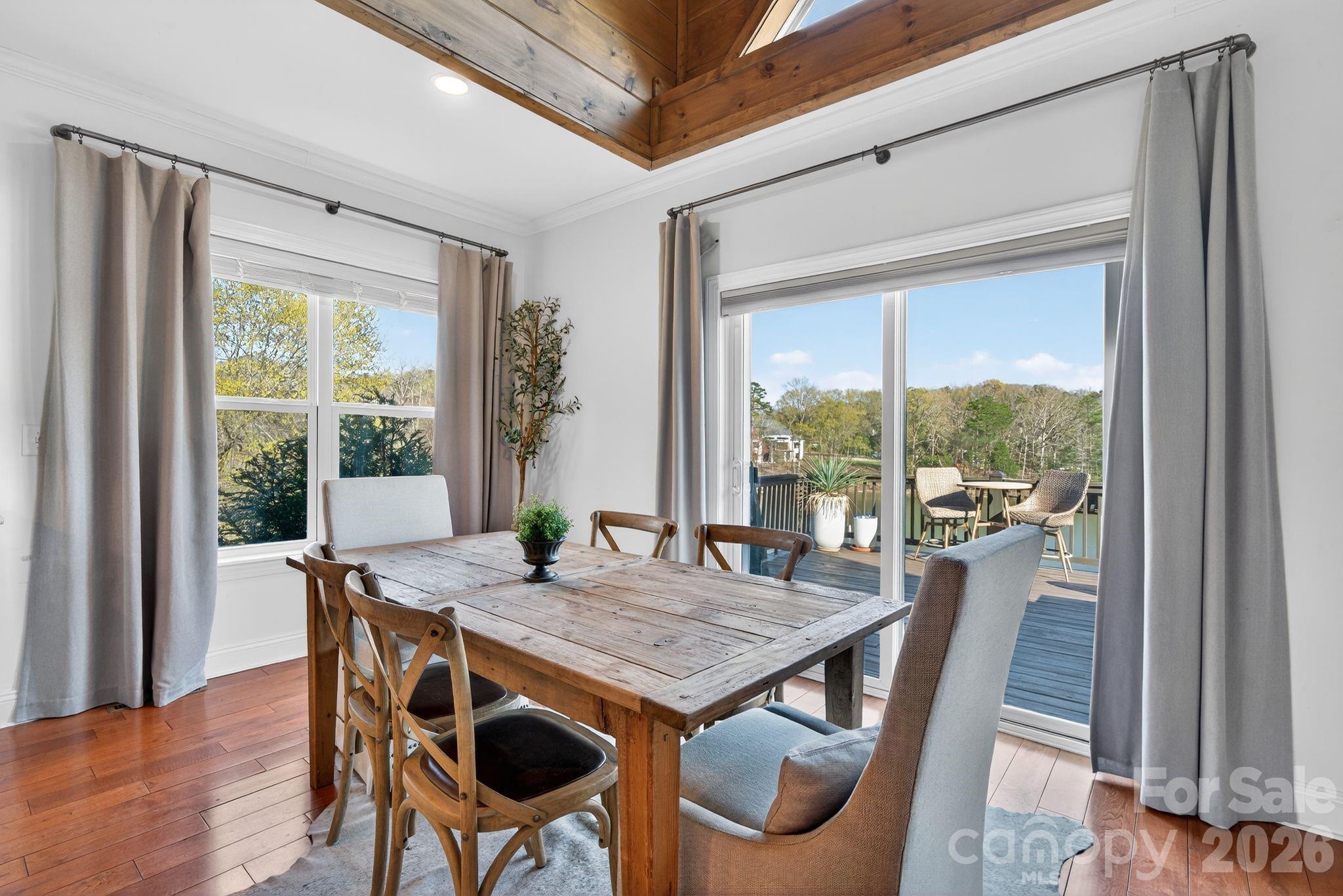 Island Point - Residential