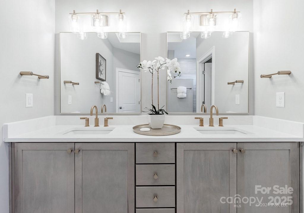 The Courtyards on Robinson Church - Residential