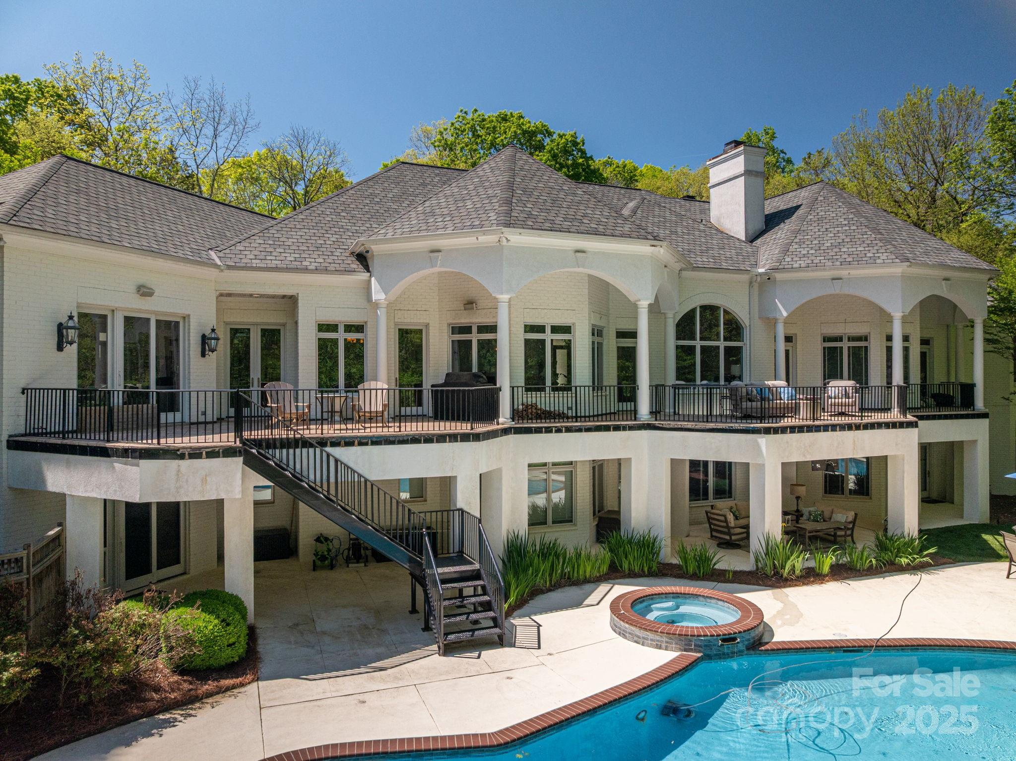 Charlotte, North Carolina 28210, United States, 6 Bedrooms Bedrooms, ,8 BathroomsBathrooms,Residential,Under Contract,114847