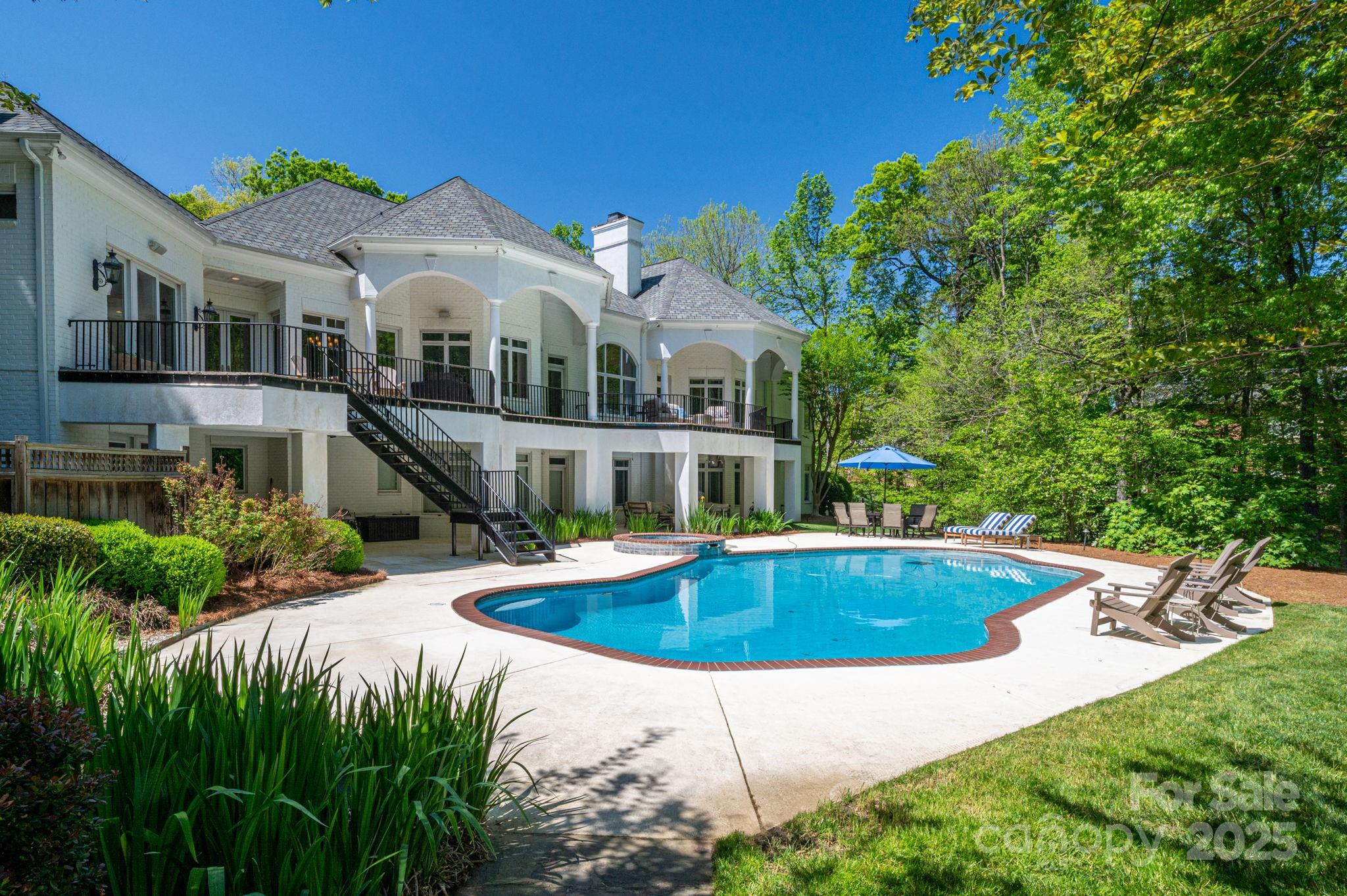 Charlotte, North Carolina 28210, United States, 6 Bedrooms Bedrooms, ,8 BathroomsBathrooms,Residential,Under Contract,114847