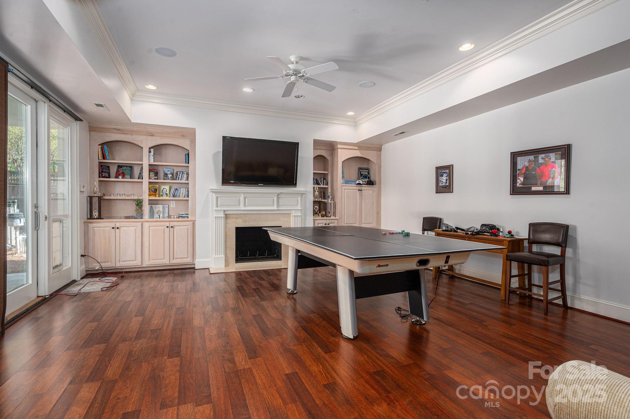 Charlotte, North Carolina 28210, United States, 6 Bedrooms Bedrooms, ,8 BathroomsBathrooms,Residential,Under Contract,114847