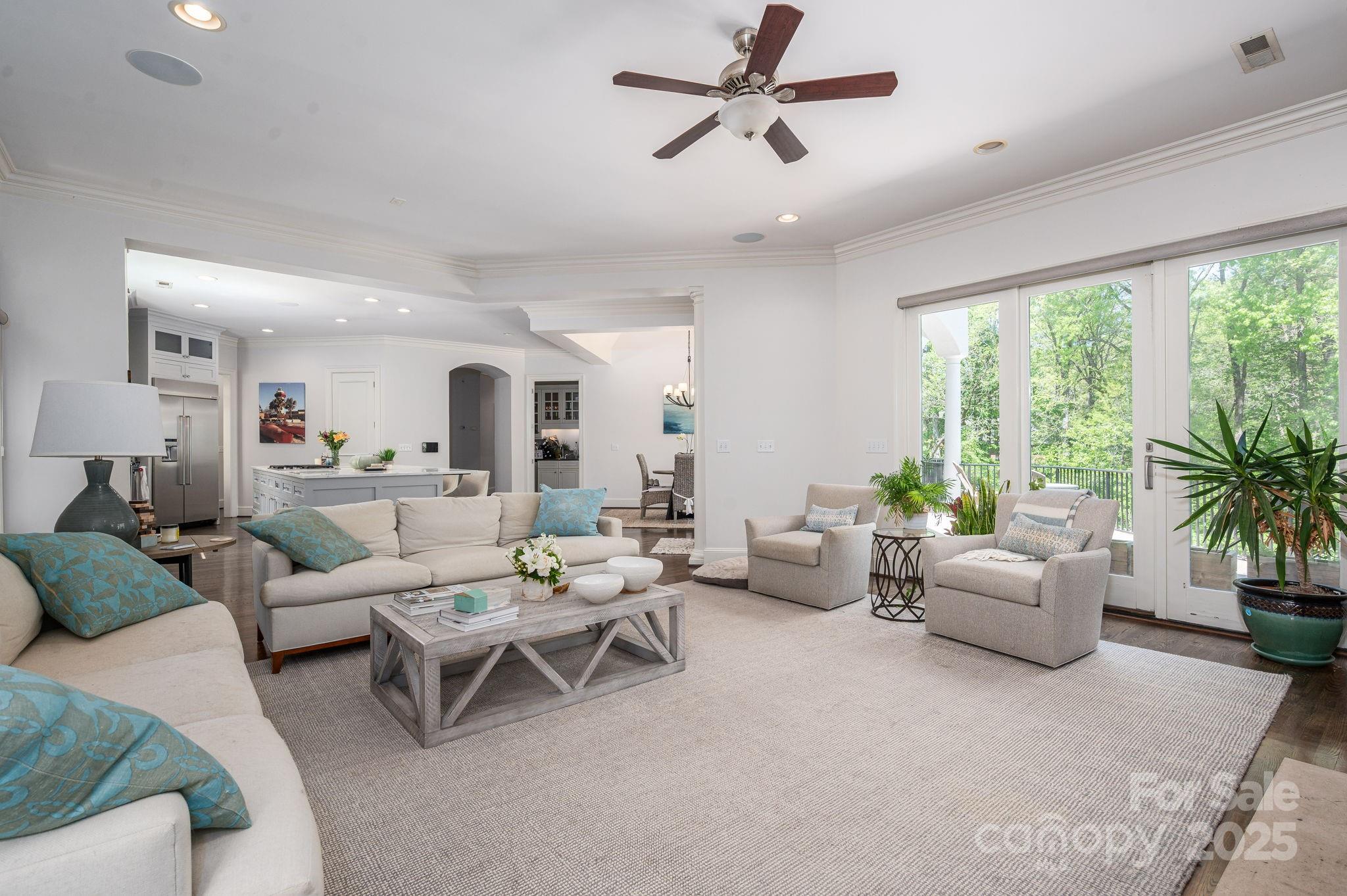 Charlotte, North Carolina 28210, United States, 6 Bedrooms Bedrooms, ,8 BathroomsBathrooms,Residential,Under Contract,114847