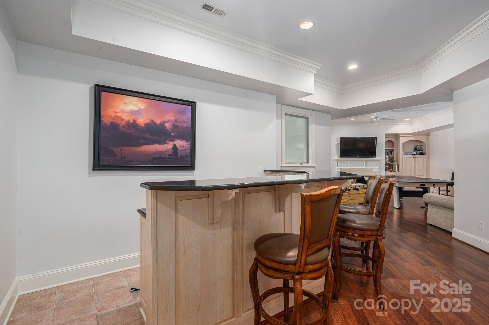 Charlotte, North Carolina 28210, United States, 6 Bedrooms Bedrooms, ,8 BathroomsBathrooms,Residential,Under Contract,114847