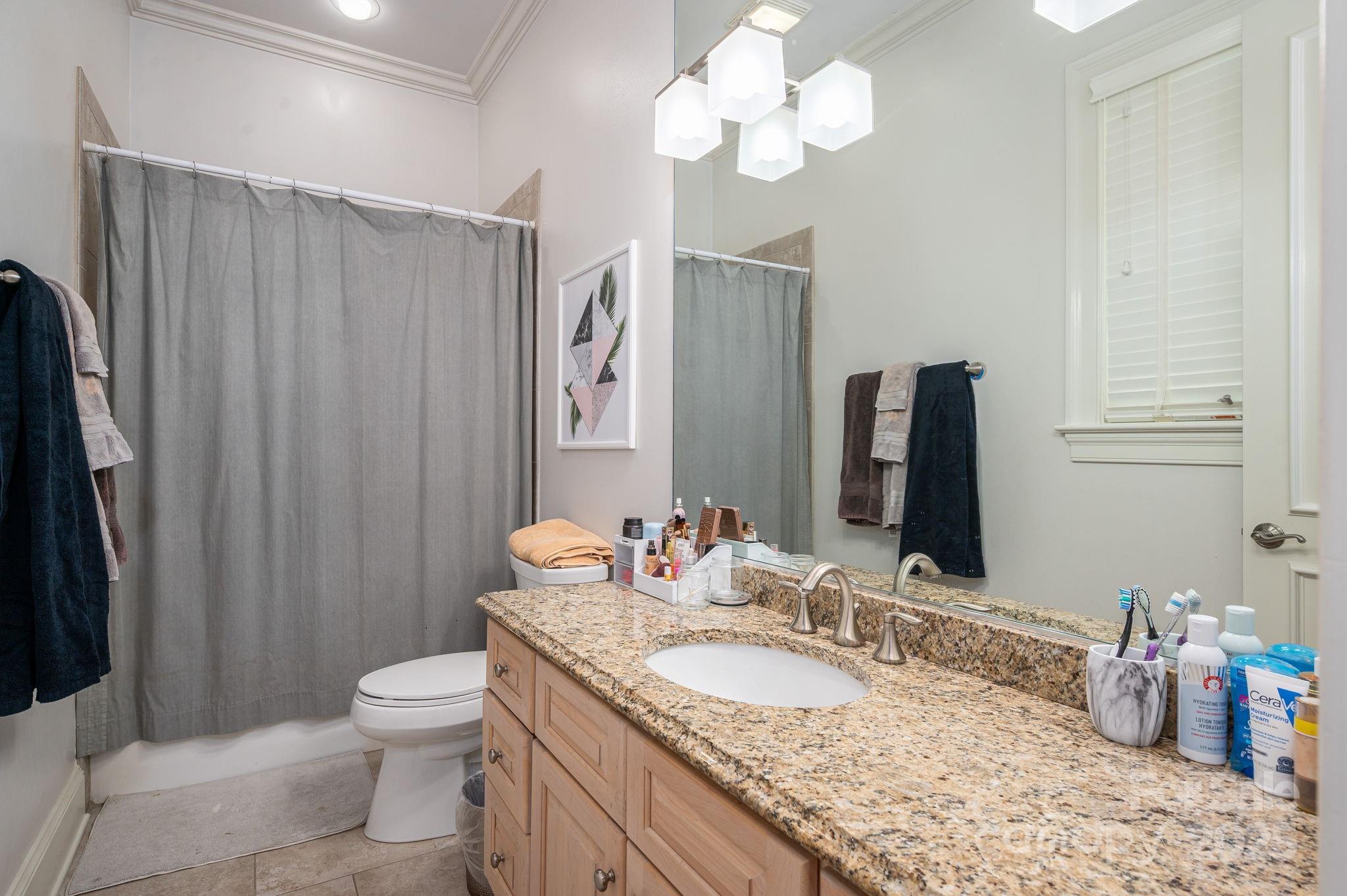 Charlotte, North Carolina 28210, United States, 6 Bedrooms Bedrooms, ,8 BathroomsBathrooms,Residential,Under Contract,114847