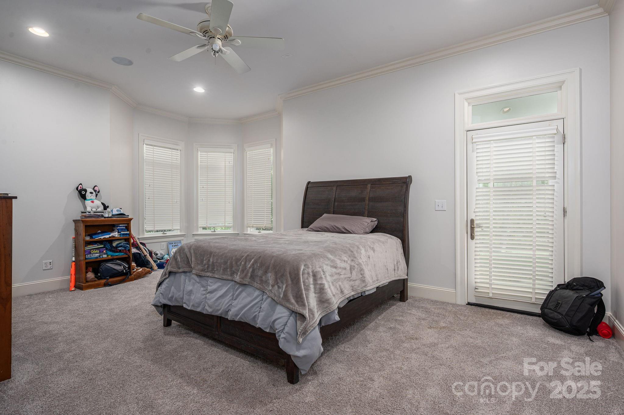 Charlotte, North Carolina 28210, United States, 6 Bedrooms Bedrooms, ,8 BathroomsBathrooms,Residential,Under Contract,114847