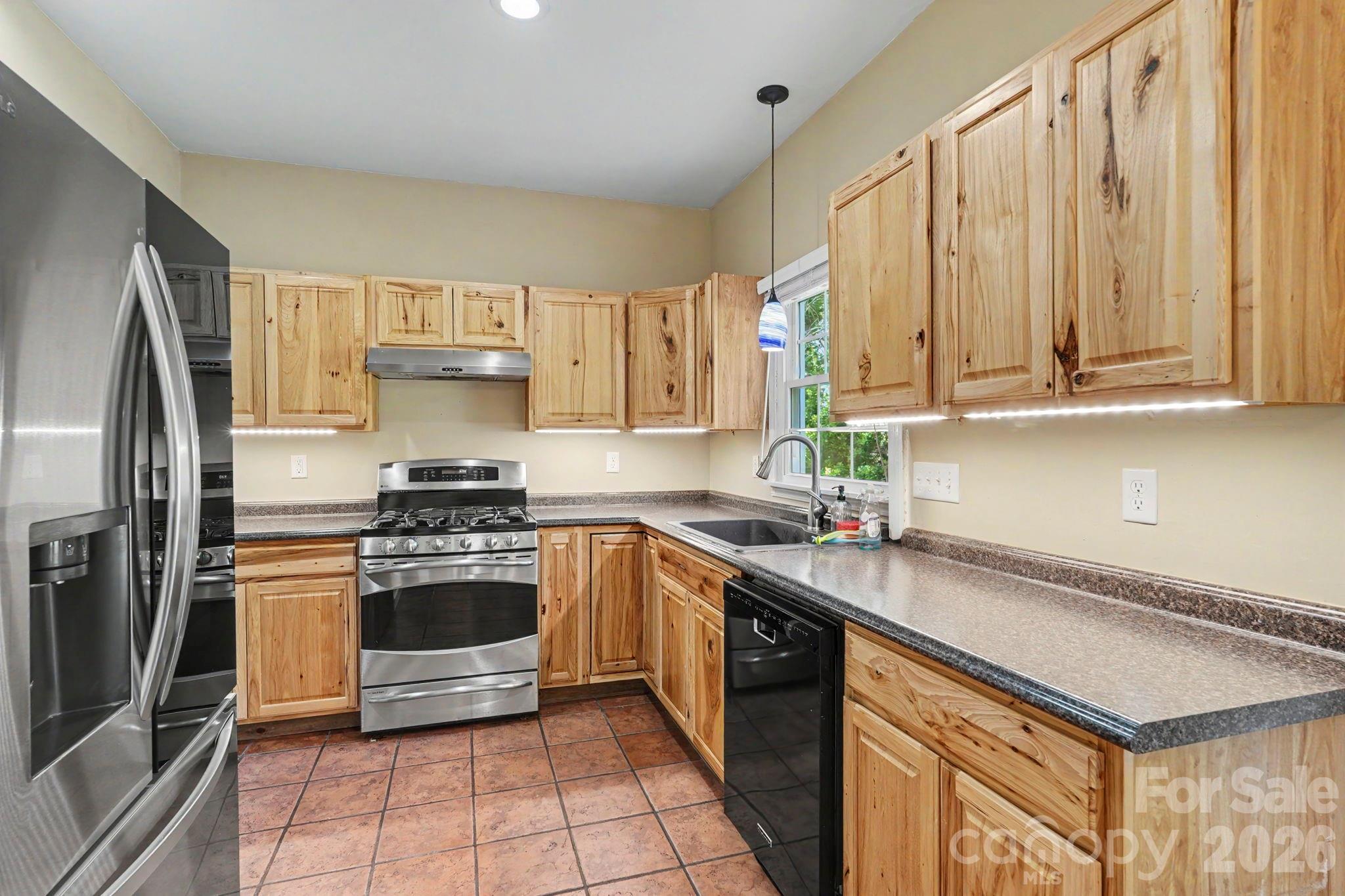 4176 Peyton Court NW