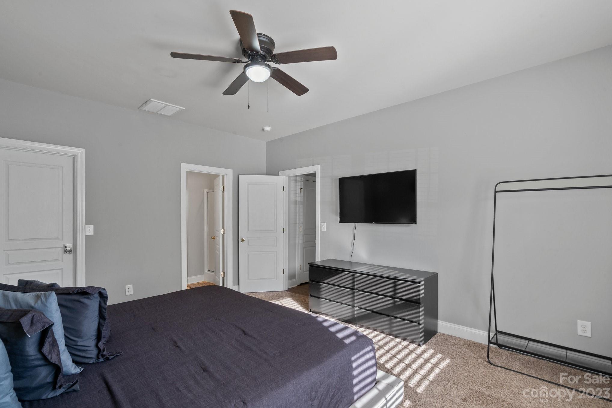 Village Glen - Residential